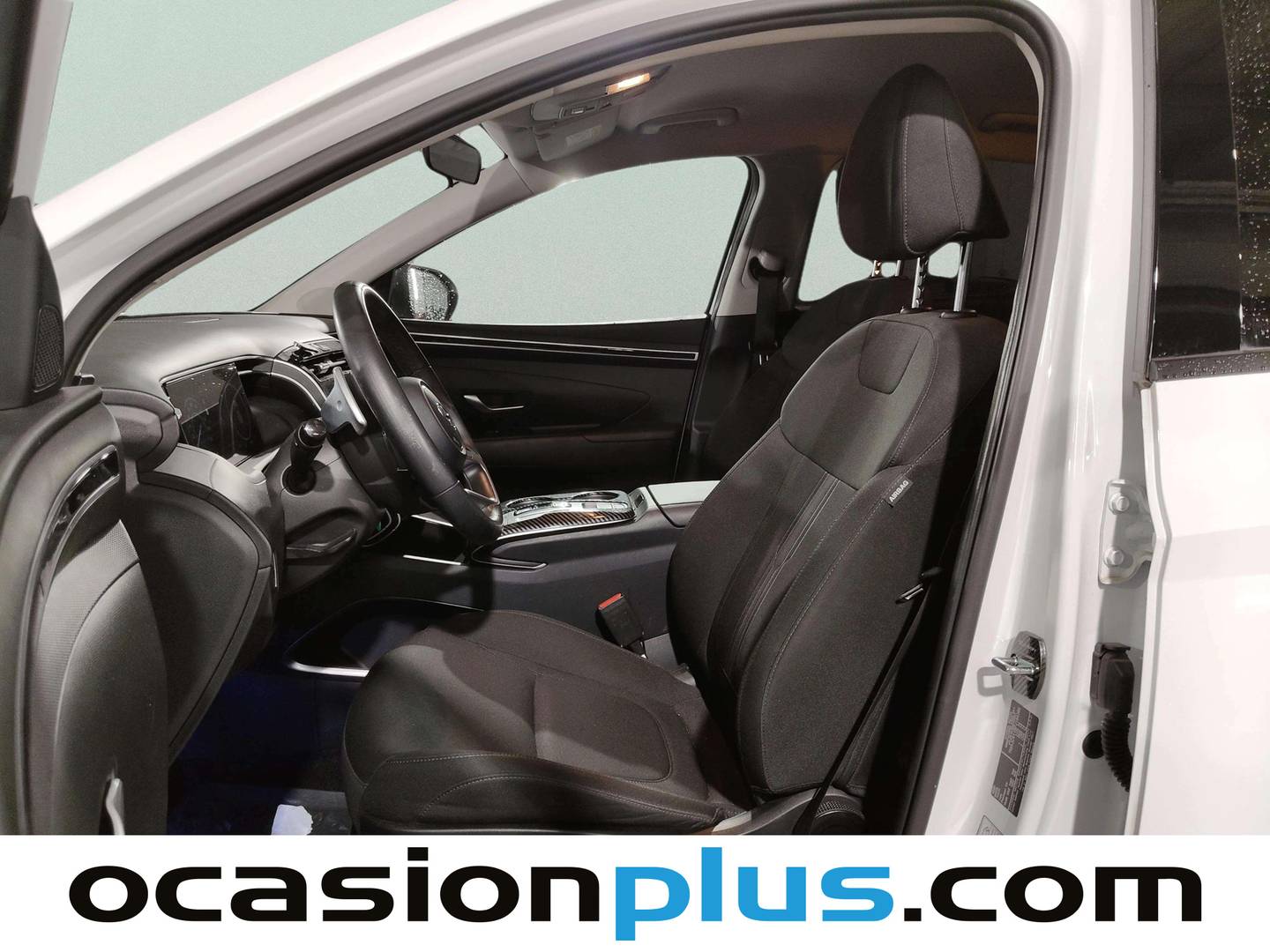 Foto asientos delanteros Hyundai Tucson Hyundai Tucson 1.6 TGDI HEV Maxx Auto (230 CV)