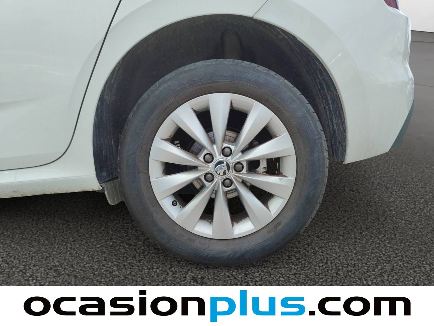 Foto Skoda Kamiq Skoda Kamiq 1.0 TSI Ambition DSG (110 CV)