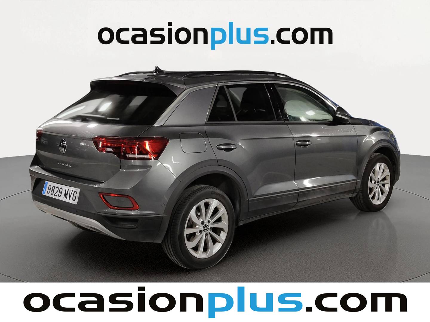 Foto trasera Volkswagen T-Roc Volkswagen T-Roc Life 1.0 TSI (115 CV) derecha