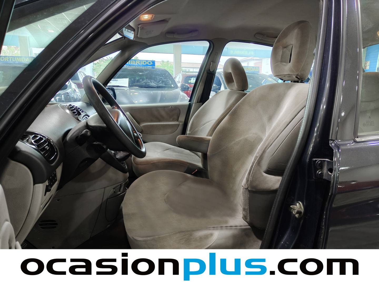 Foto asientos delanteros Citroën Xsara Picasso Citroën Xsara Picasso 1.8 16v SX (117 CV)