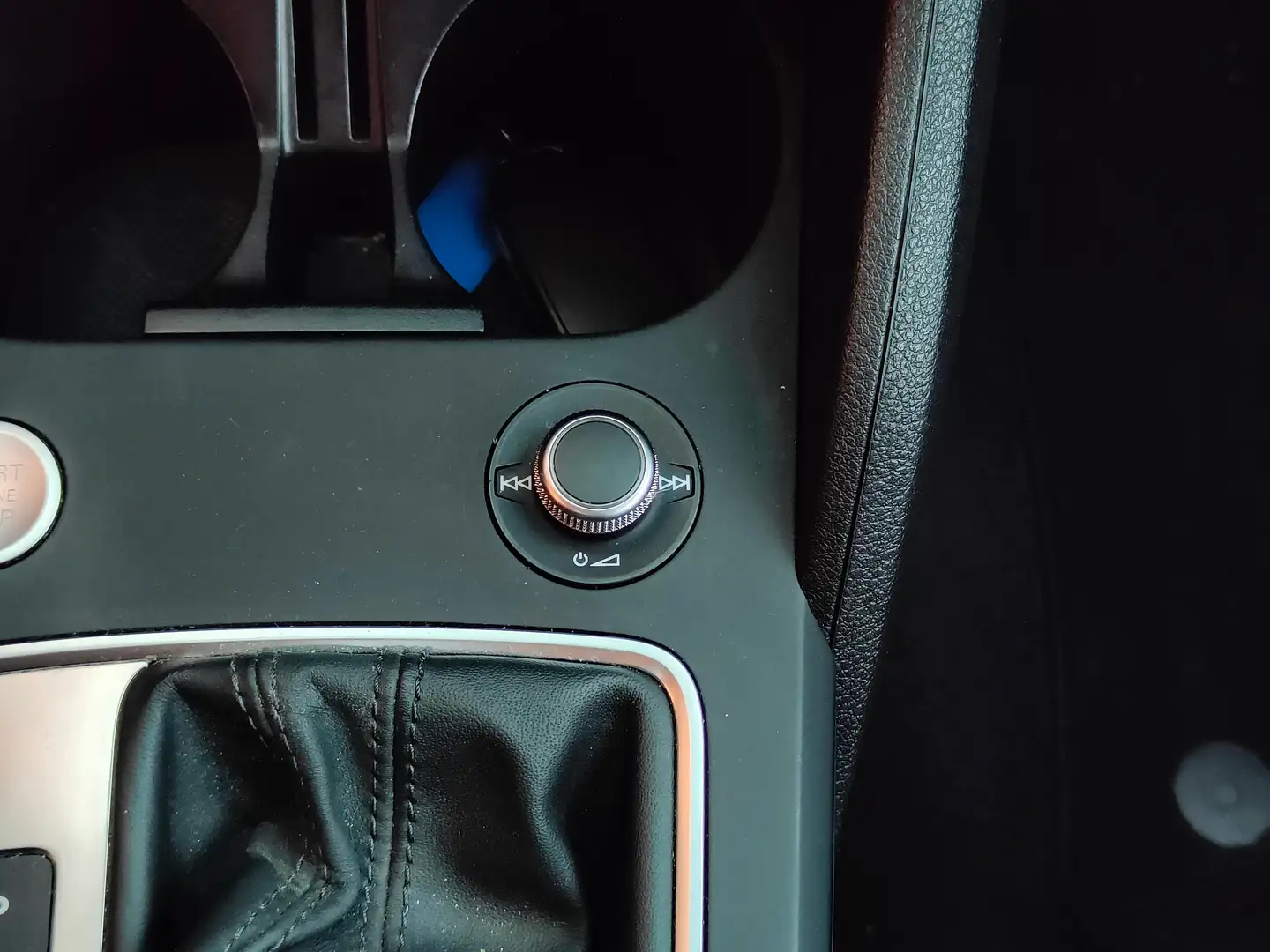 Foto Audi Q2 Audi Q2 Black line 35 TFSI (150 CV) S tronic Pack S-Line