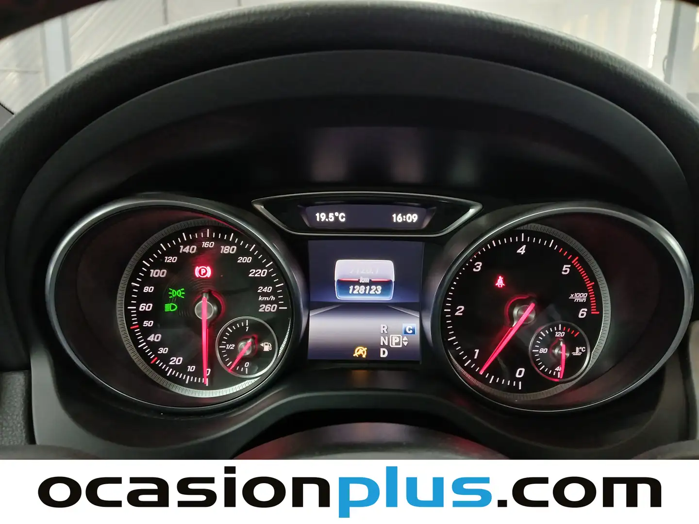 Foto Mercedes GLA Mercedes-Benz GLA 220 d 4Matic (177 CV) Pack AMG