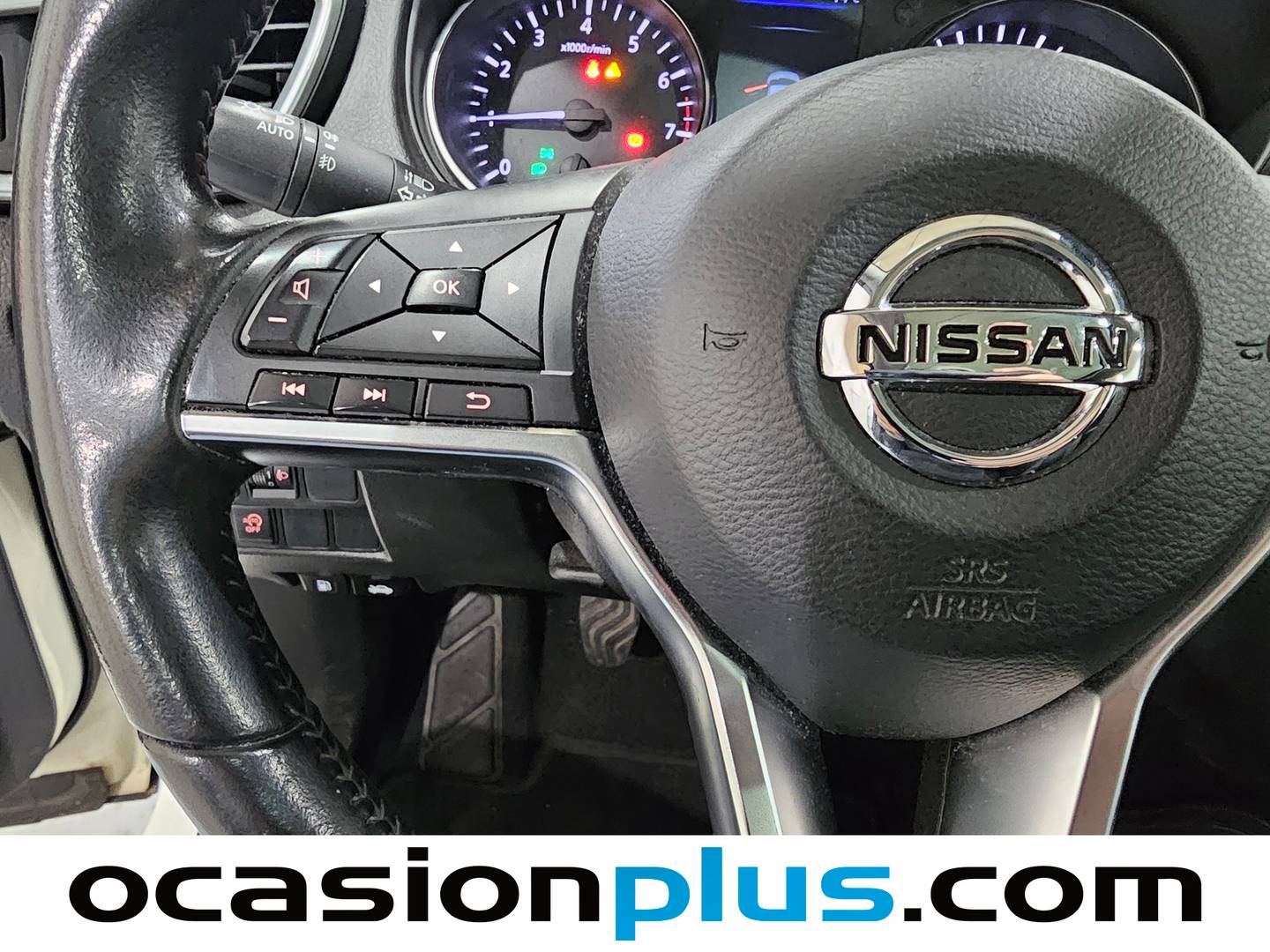 Foto Nissan QASHQAI Nissan Qashqai DIG-T 140 N-Connecta 4x2 (140 CV)