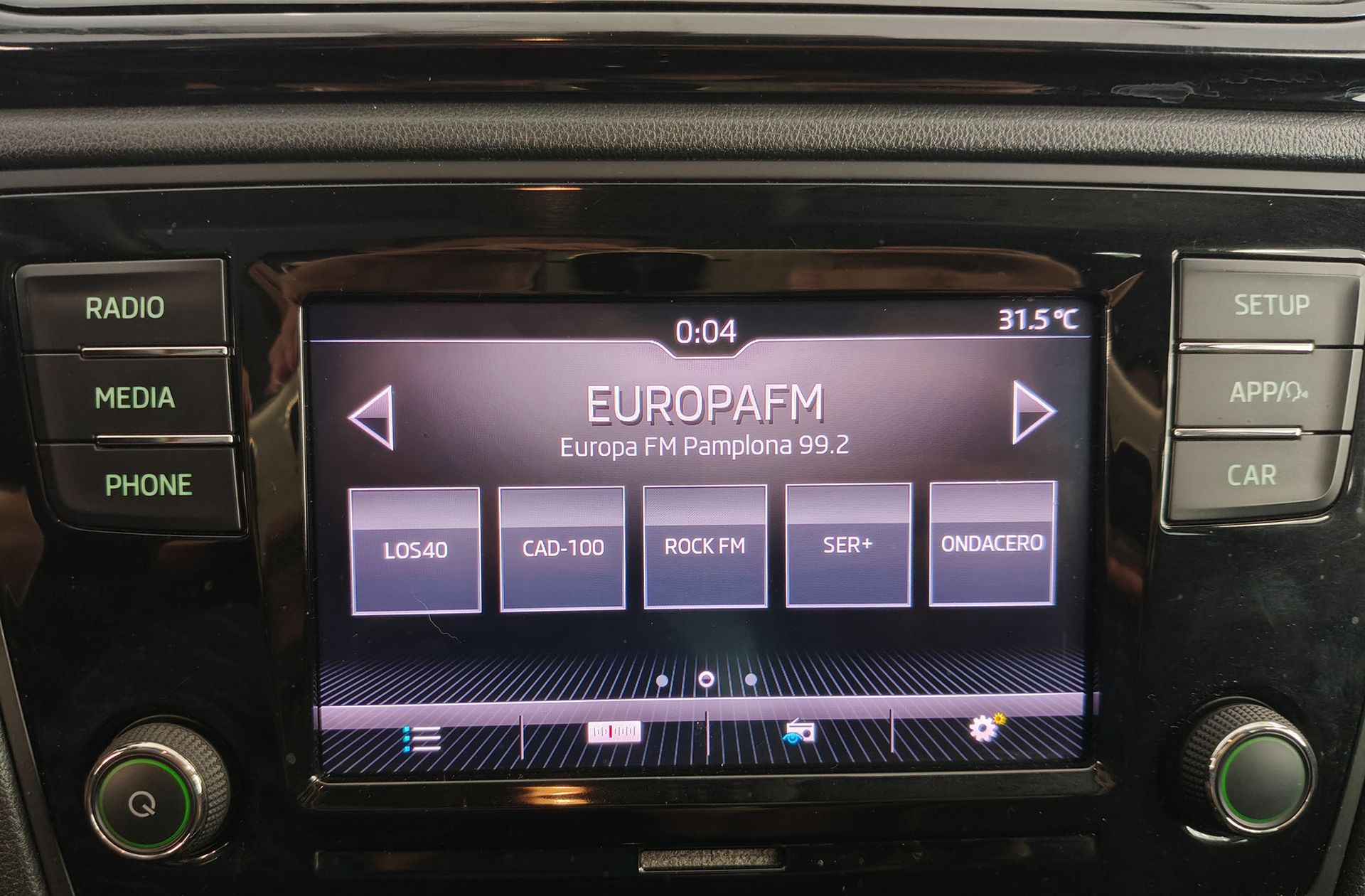 Škoda Spaceback 1.0 TSI Ambition - foto 26