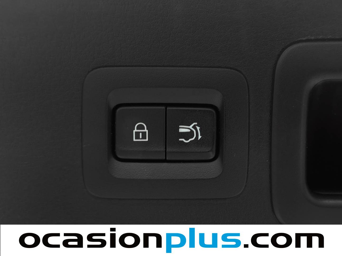 Foto Mazda CX-30 Mazda CX-30 2.0 Skyactiv-X Evolution 2WD AT (180 CV)