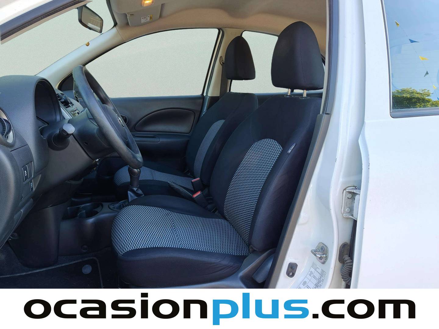 Foto asientos delanteros Nissan Micra Nissan Micra 1.2G NARU EDITION 59 kW (80 CV)