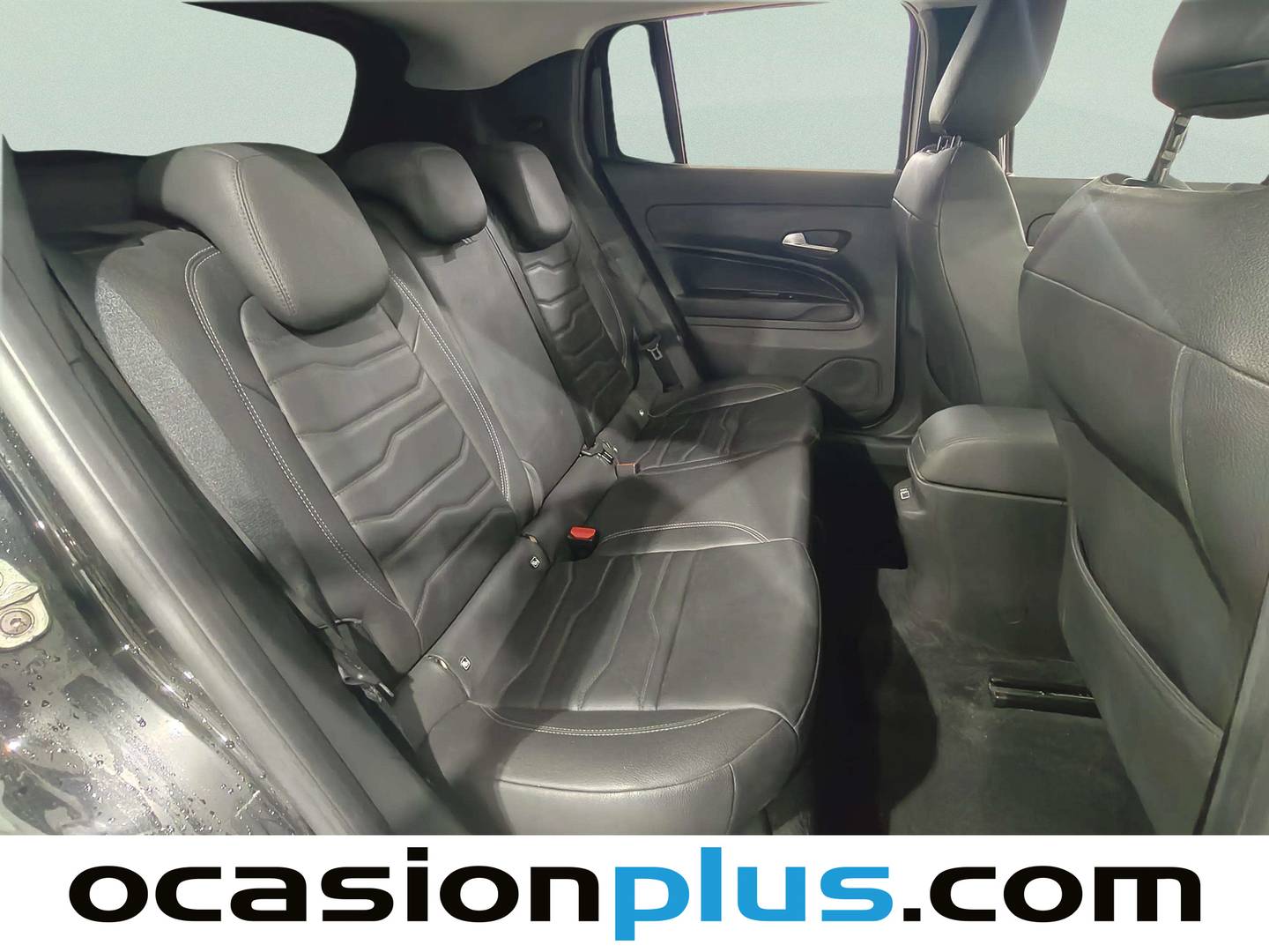 Foto Jeep Avenger Jeep Avenger 1.2 G Summit (100 CV)