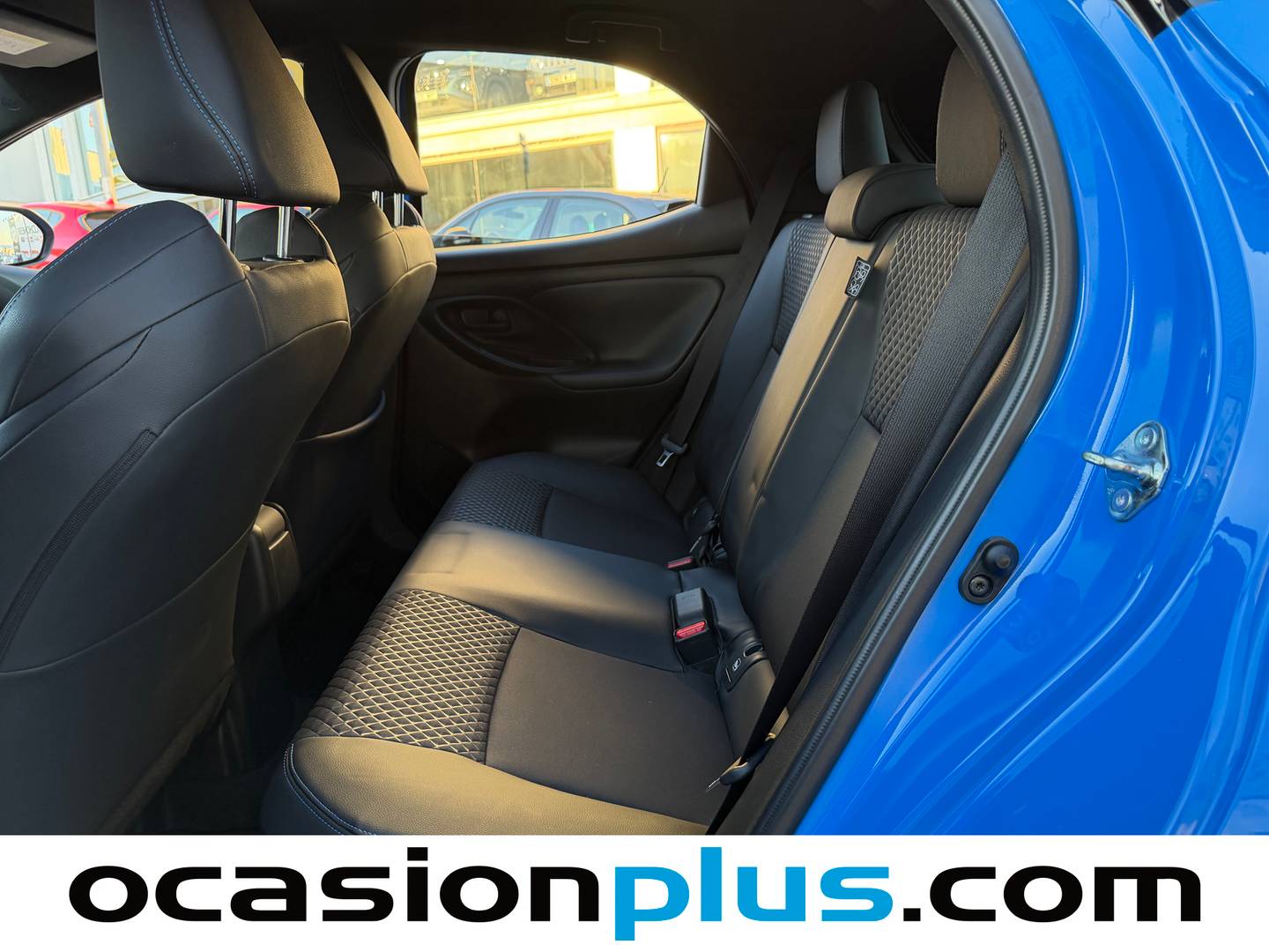 Foto asientos traseros Toyota Yaris Toyota Yaris 120H Style (116 CV)