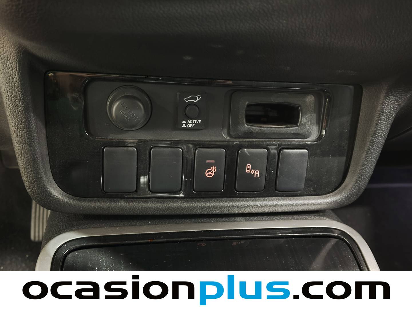 Foto Mitsubishi Outlander Mitsubishi Outlander 2.0 PHEV Kaiteki 4WD Auto (203 CV)