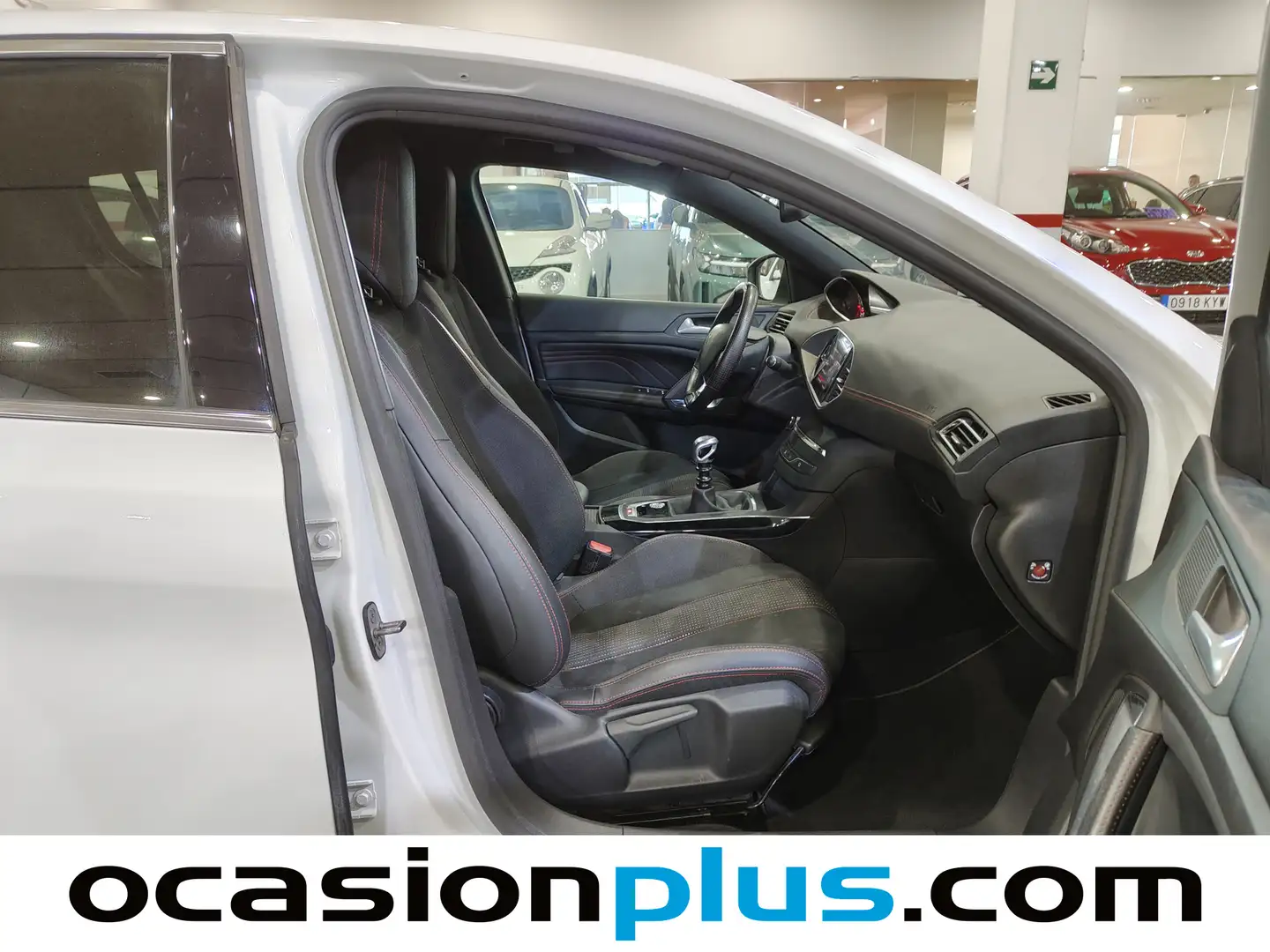 Foto Peugeot 308 Peugeot 308 1.2 PureTech S&S GT Line (130 CV)