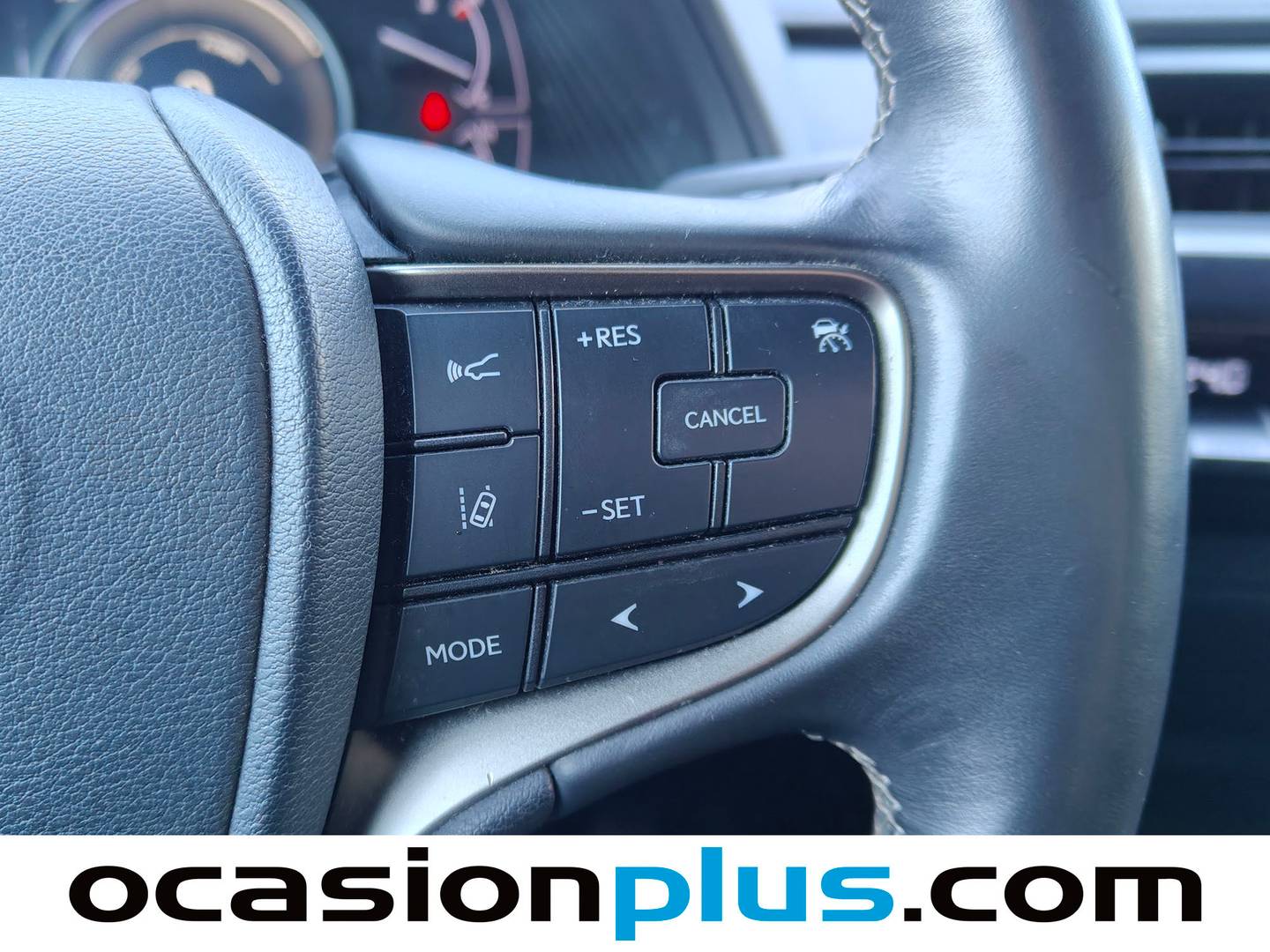 Extras del Lexus UX Lexus UX 250h Executive (184 CV)