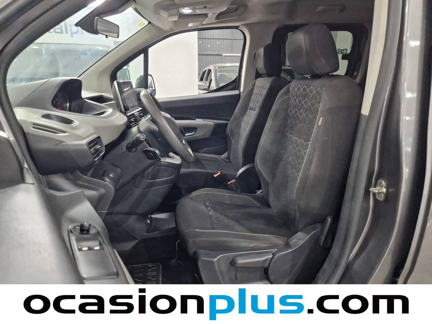 Foto asientos delanteros Peugeot Rifter Peugeot Rifter BlueHDi 130 Active Standard (130 CV)