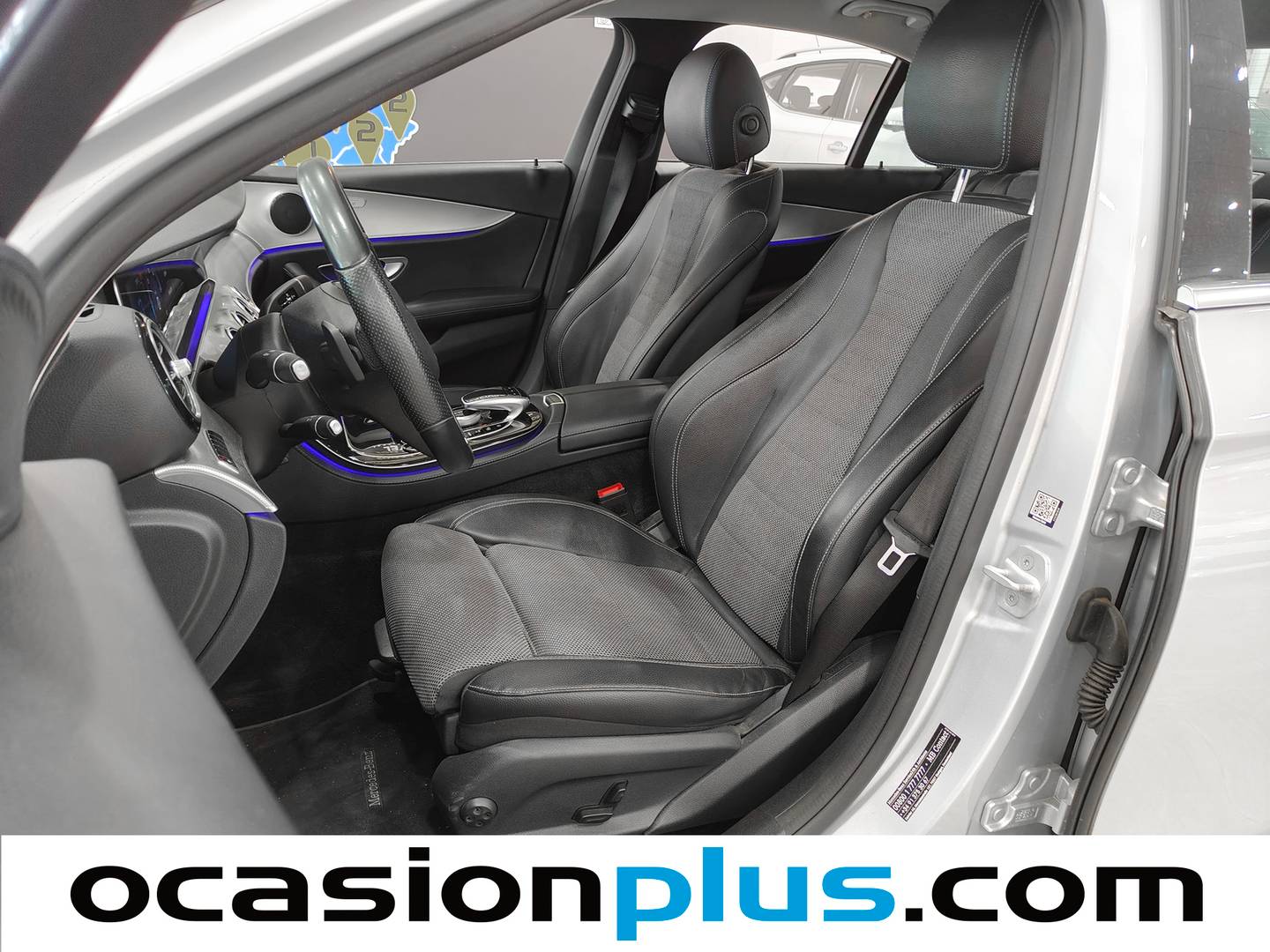Foto asientos delanteros Mercedes Clase E Mercedes Clase E E 220 d (194 CV)