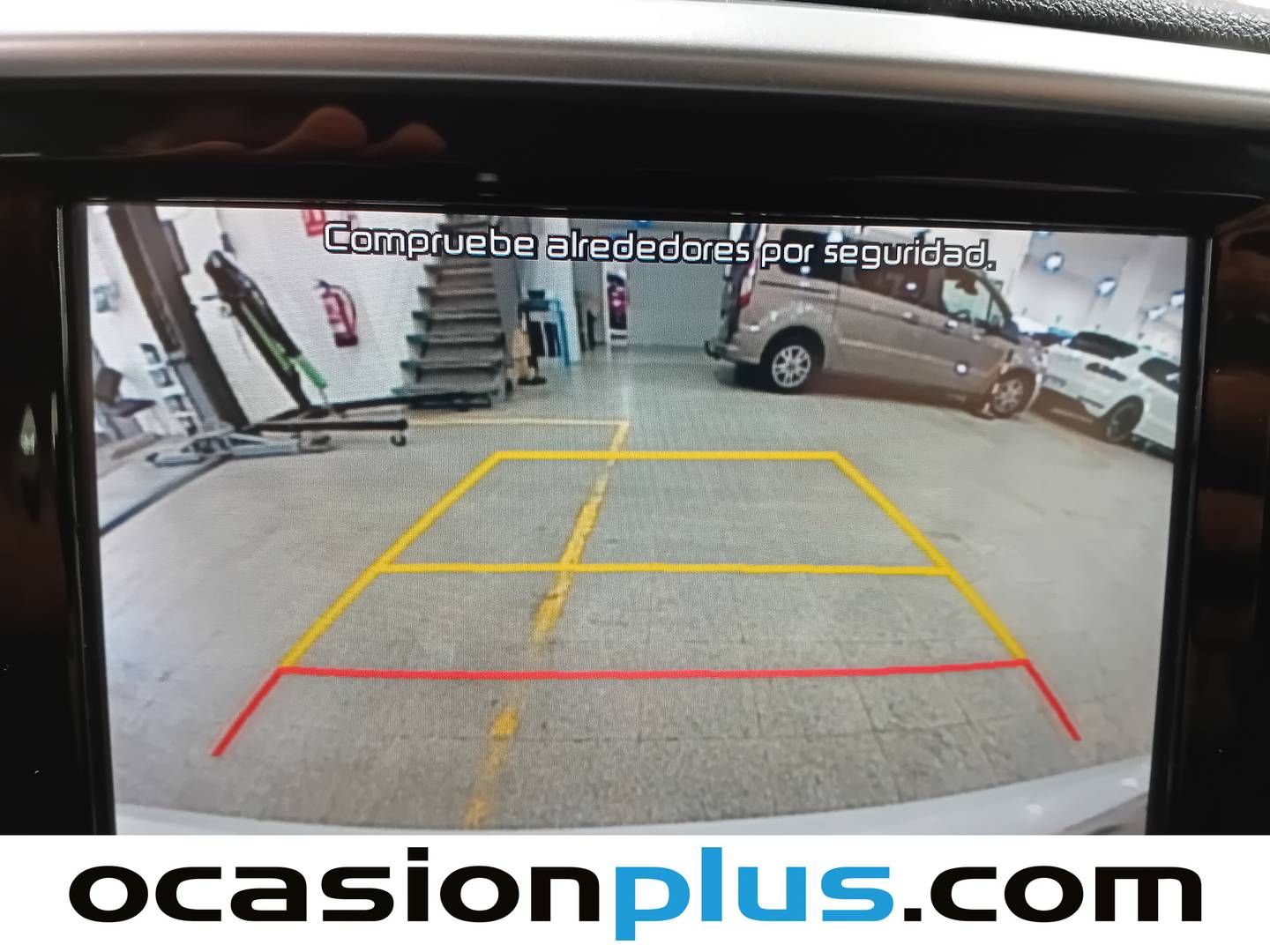 Extras y acabados del KIA Sportage KIA Sportage 1.6 MHEV Concept 4x2 (136 CV)