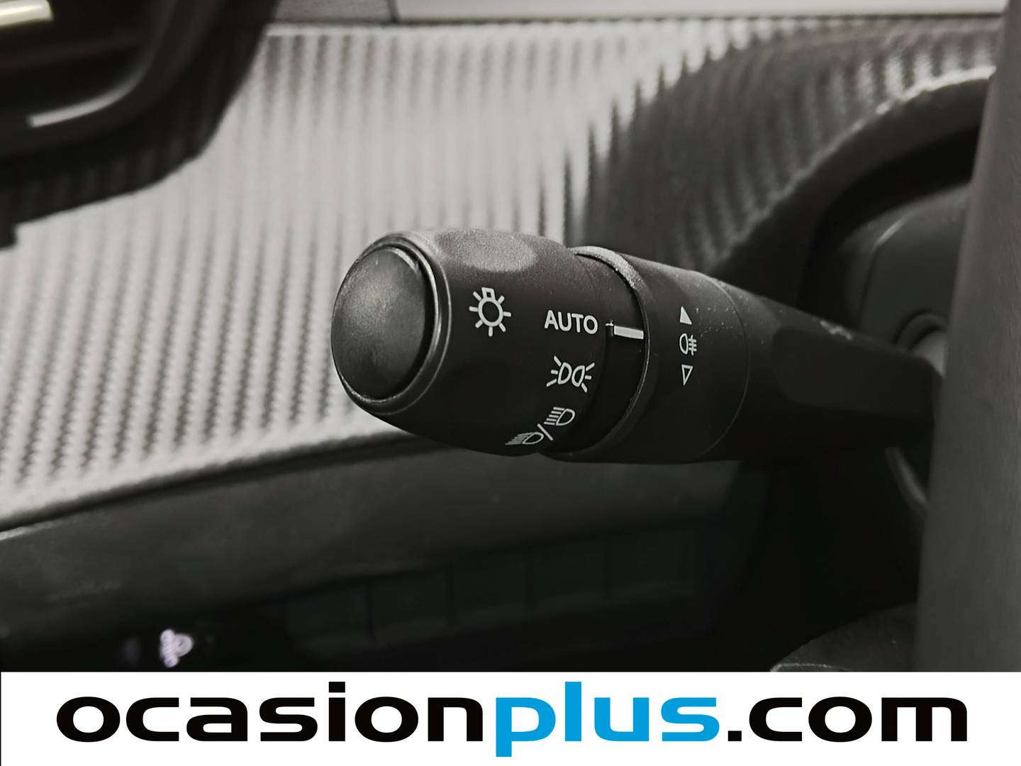 Foto Peugeot 208 Peugeot 208 PureTech 100 Allure (100 CV)