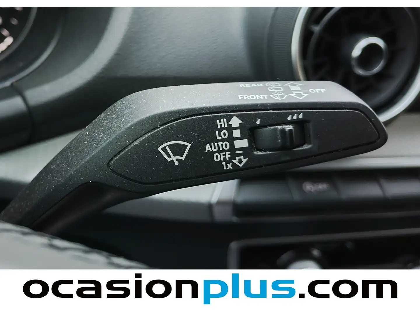 Foto Audi Q2 Audi Q2 Advanced 30 TDI (116 CV)