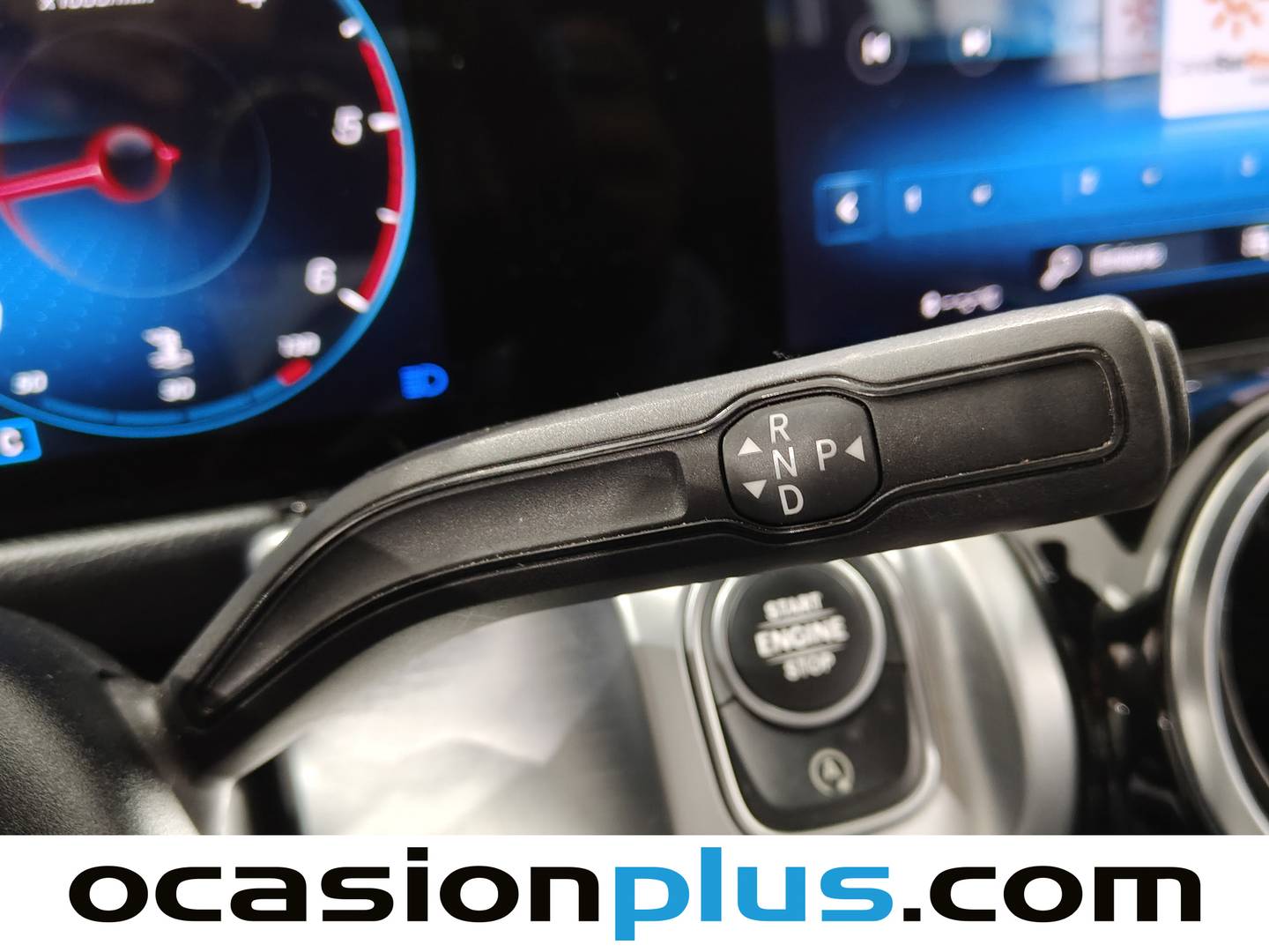 Foto Mercedes GLB Mercedes-Benz GLB 220 D 4Matic DCT (190 CV)