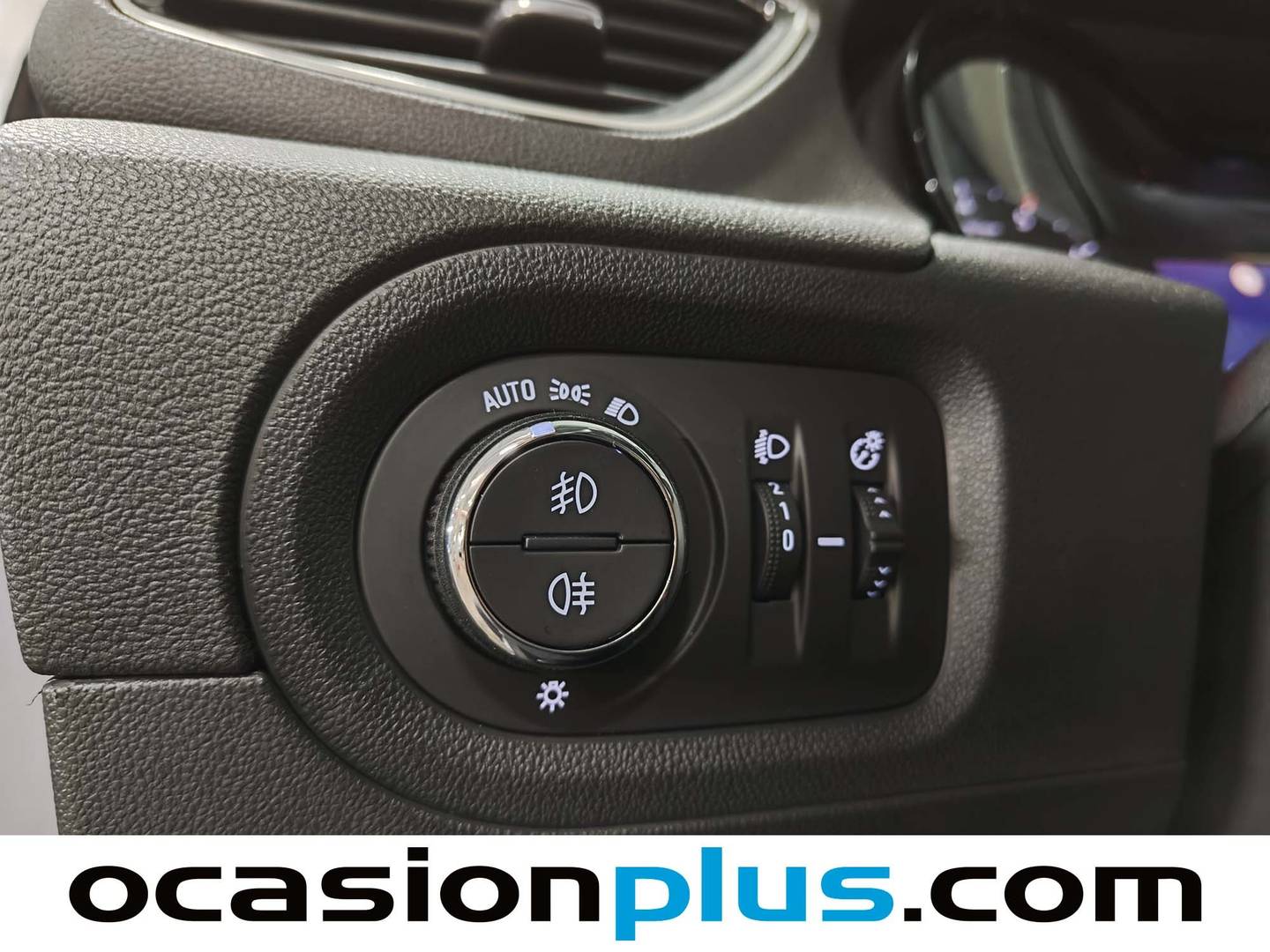 Foto Opel Grandland X Opel Grandland X 1.5 CDTi Selective (130 CV)