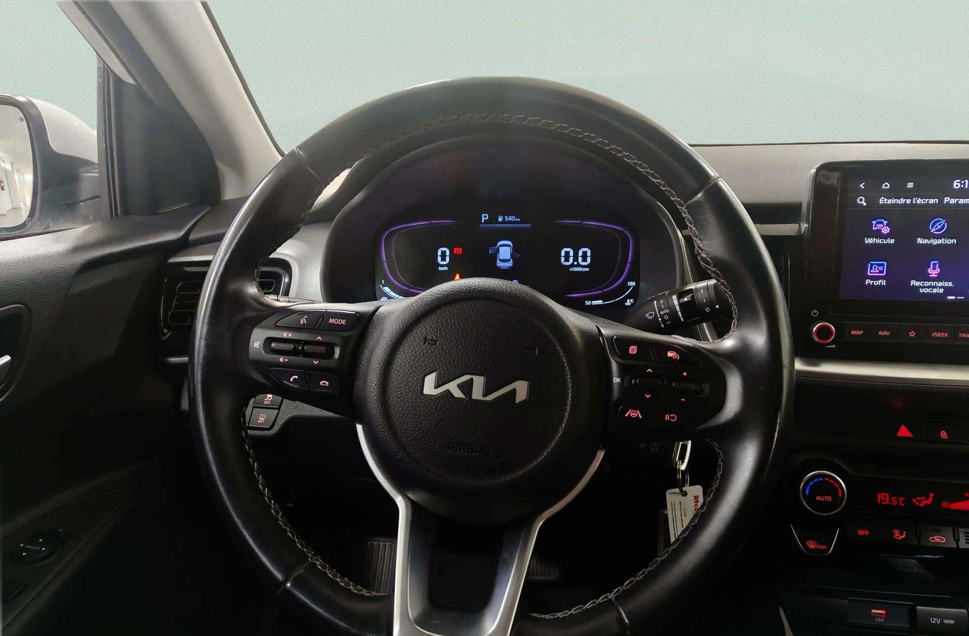 Kia Stonic 1.0 T-GDi Drive - foto 19