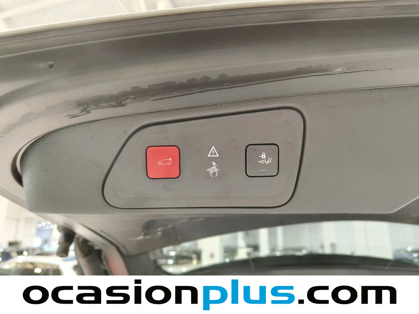 Foto Peugeot 3008 Peugeot 3008 BlueHDi 180 S&S GT EAT8 (180 CV)