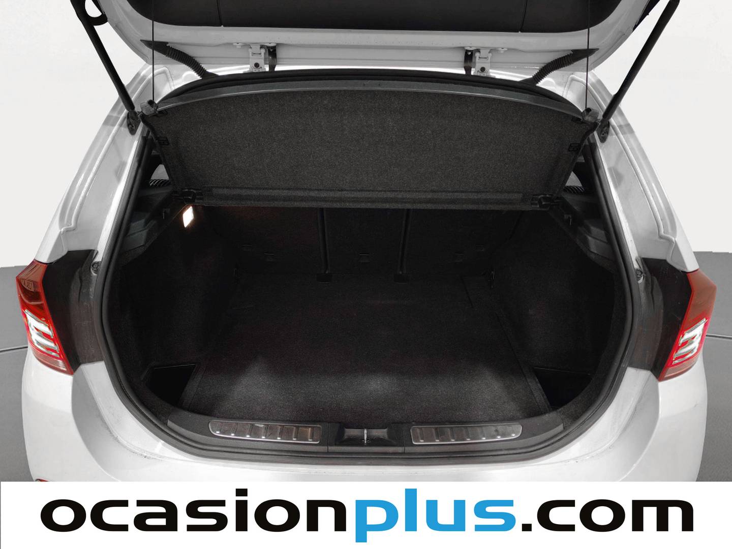 Fotos maletero BMW X1 BMW X1 xDrive20d (184 CV) Pack M
