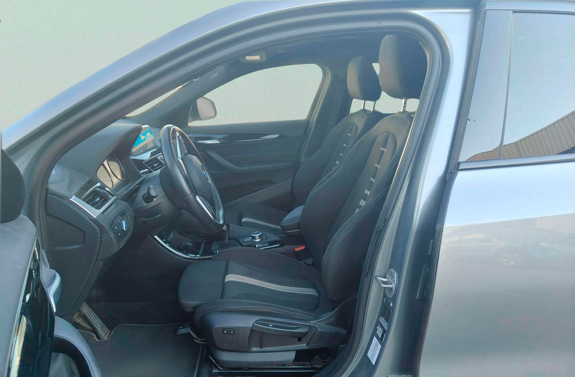 BMW X2 sDrive18i - foto 11