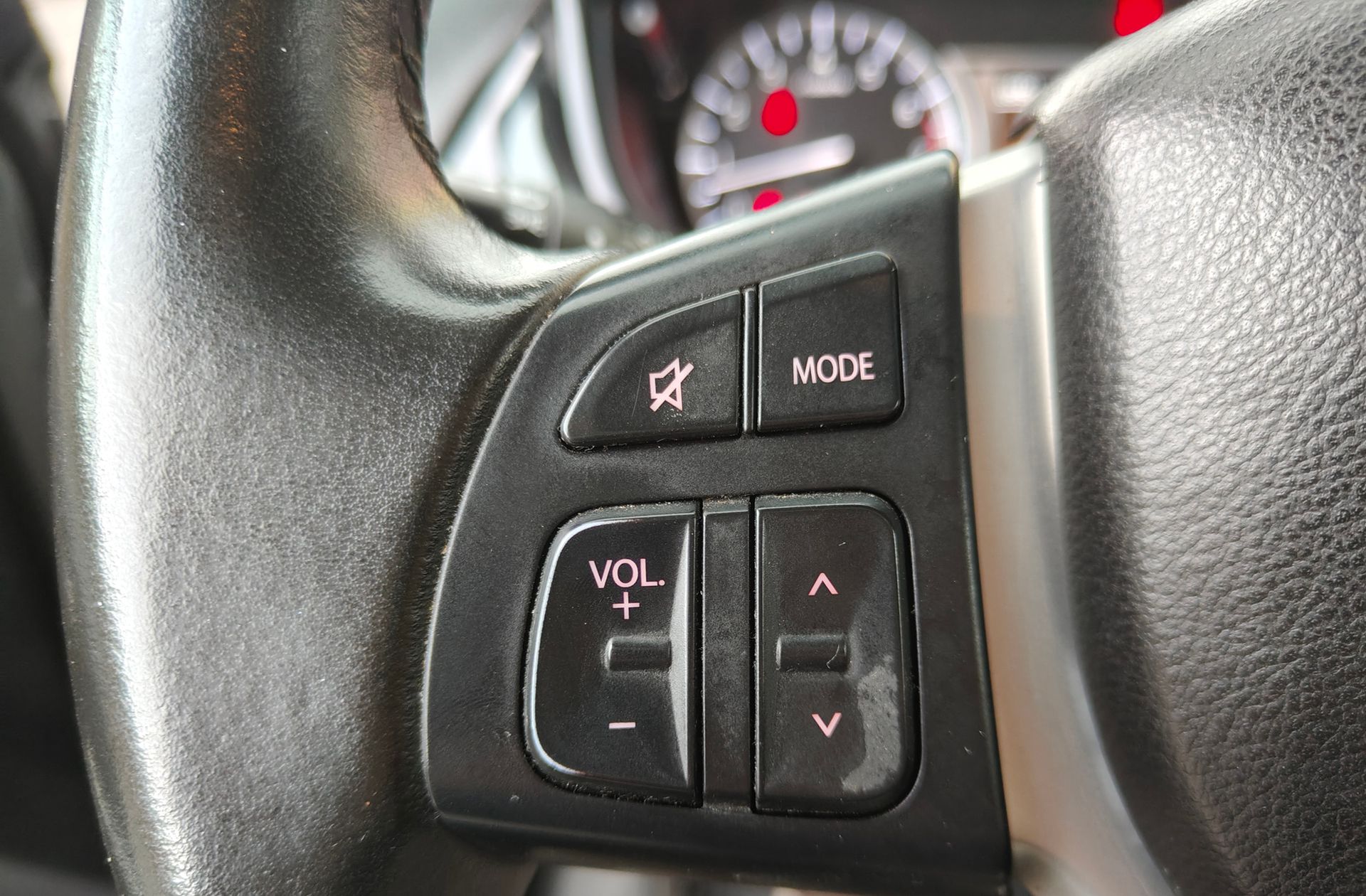 Suzuki Vitara 1.6 VVT GLX - foto 25