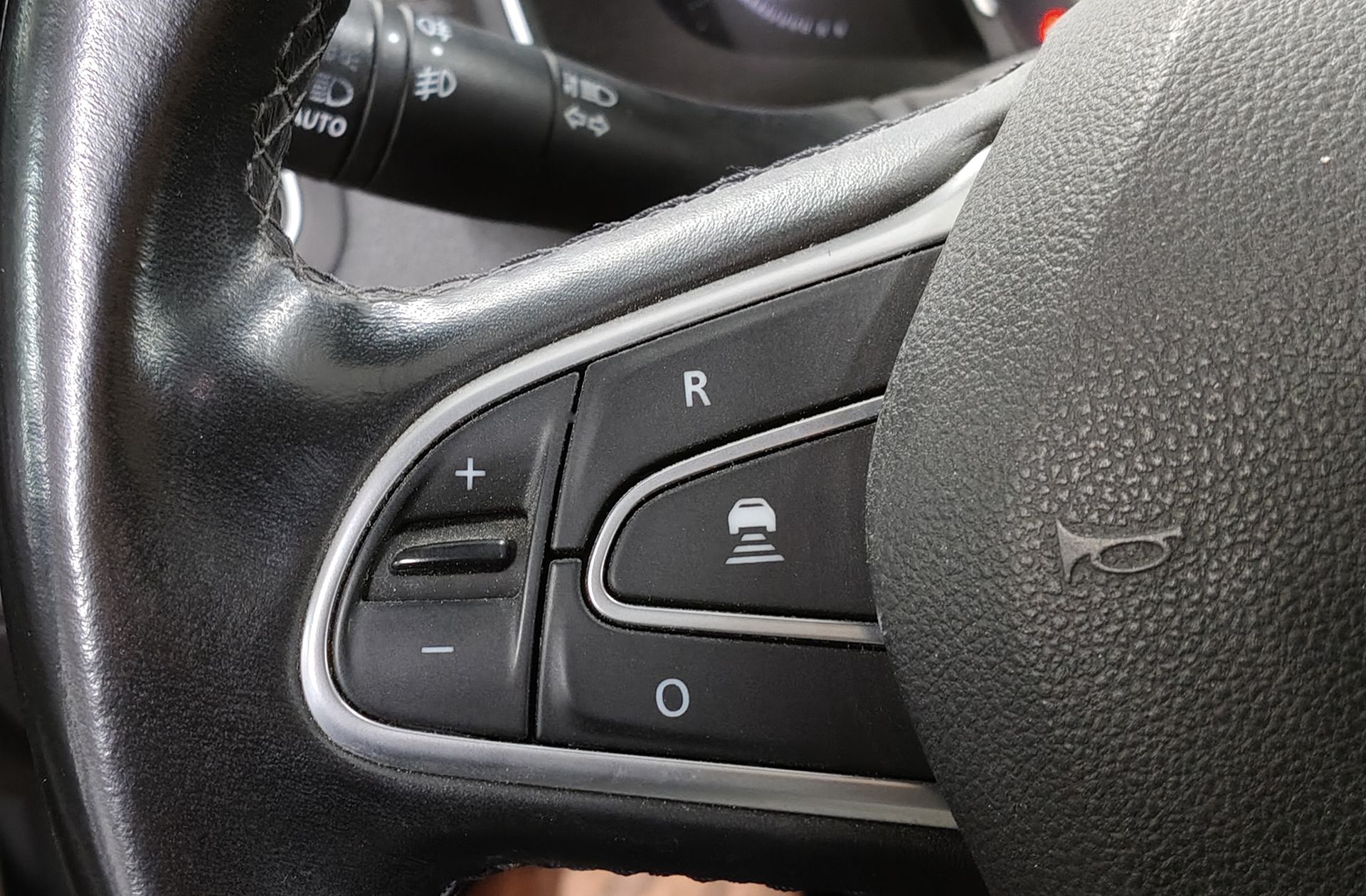 Renault Talisman Sport Tourer Zen Energy dCi TT EDC - foto 24