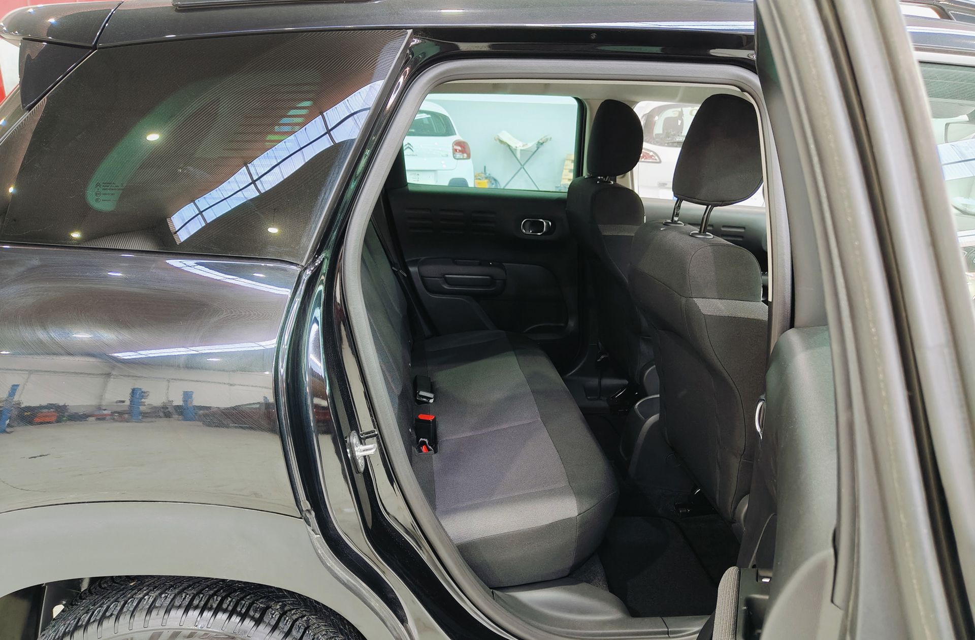 Citroën C3 Aircross BlueHDi 110 Plus - foto 18