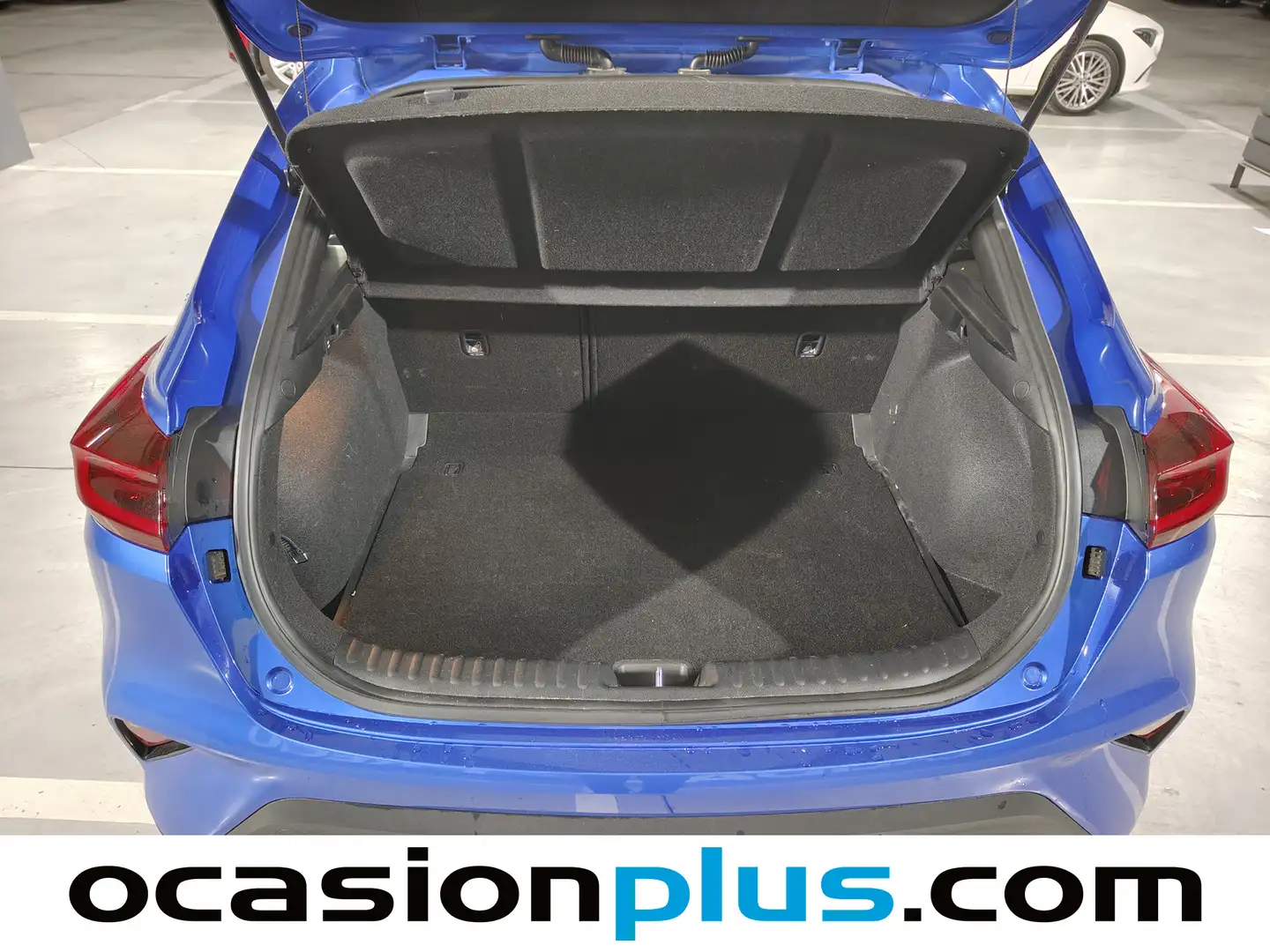 Foto KIA XCeed Kia XCeed 1.5 MHEV iMT Tech (160 CV)