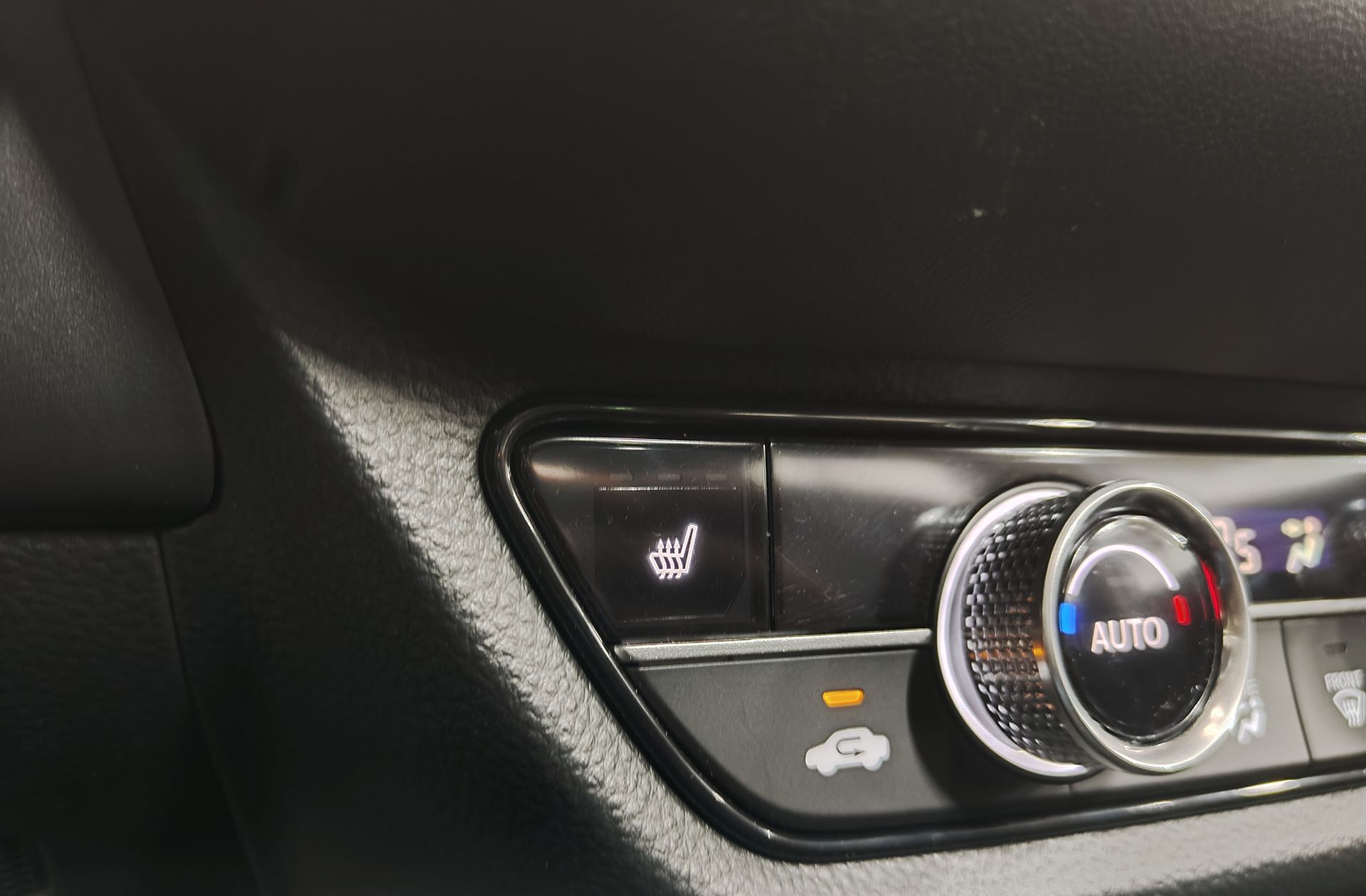 Honda ZR-V 2.0 i-MMD Advance CVT - foto 8