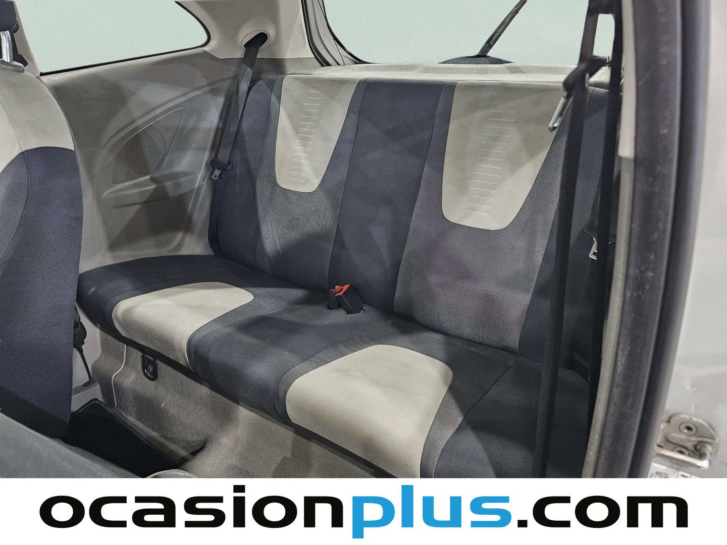 Foto asientos traseros Ford Ka Ford Ka 1.3 TDCi Titanium (75 CV)