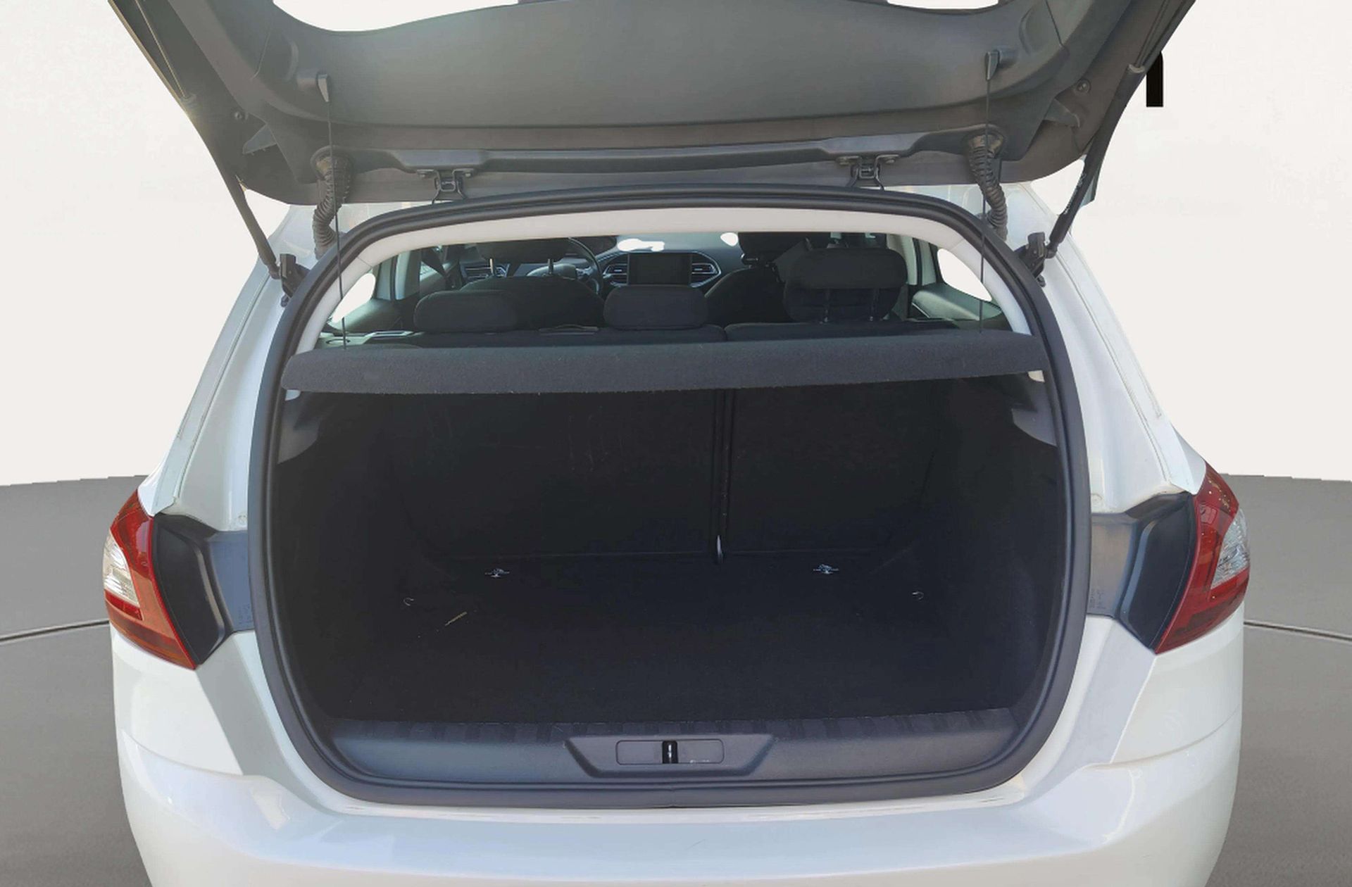 Peugeot 308 1.6 BlueHDi Business Line - foto 13