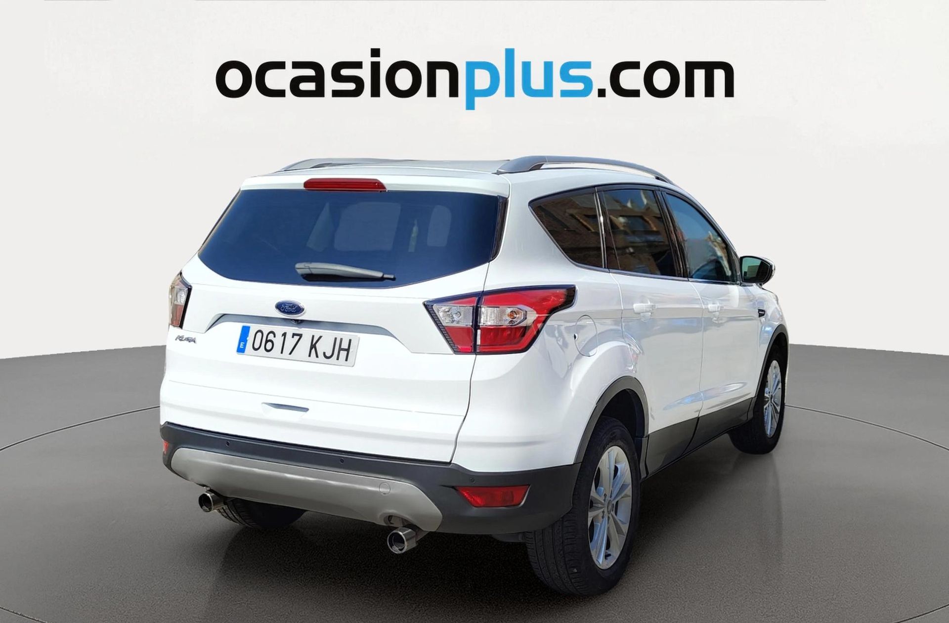 Ford Kuga 1.5 TDCi Titanium 4x2 - foto 4
