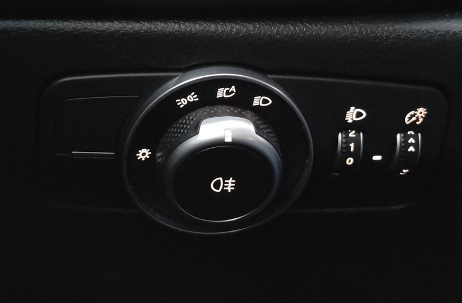 Alfa Romeo Tonale 1.6 DS Sprint FWD - foto 16