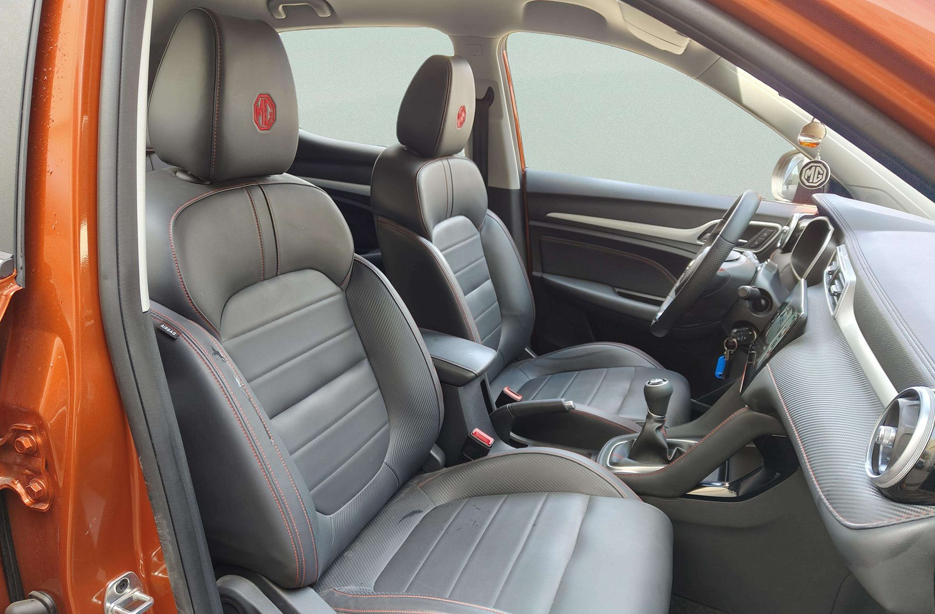 MG ZS 1.5 Luxury - foto 21