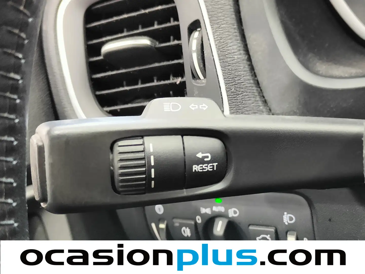 Foto Volvo V40 Volvo V40 D3 Kinetic  (150 CV)