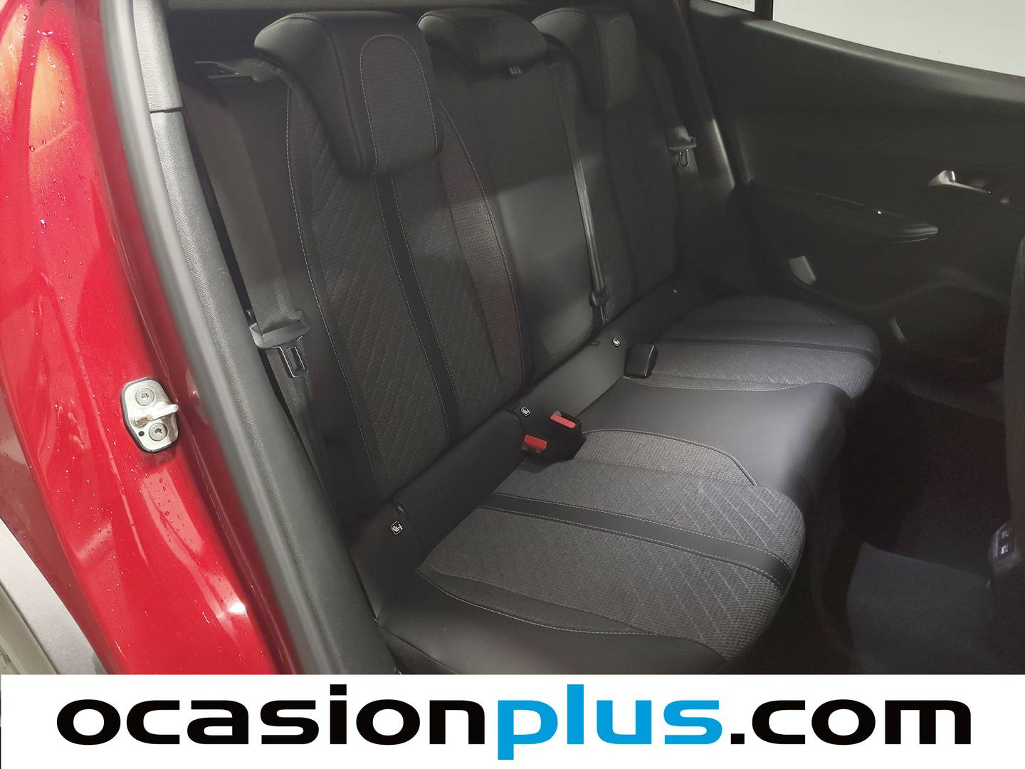 Foto Peugeot 2008 Peugeot 2008 PureTech 130 S&S Allure EAT8  (130 CV)