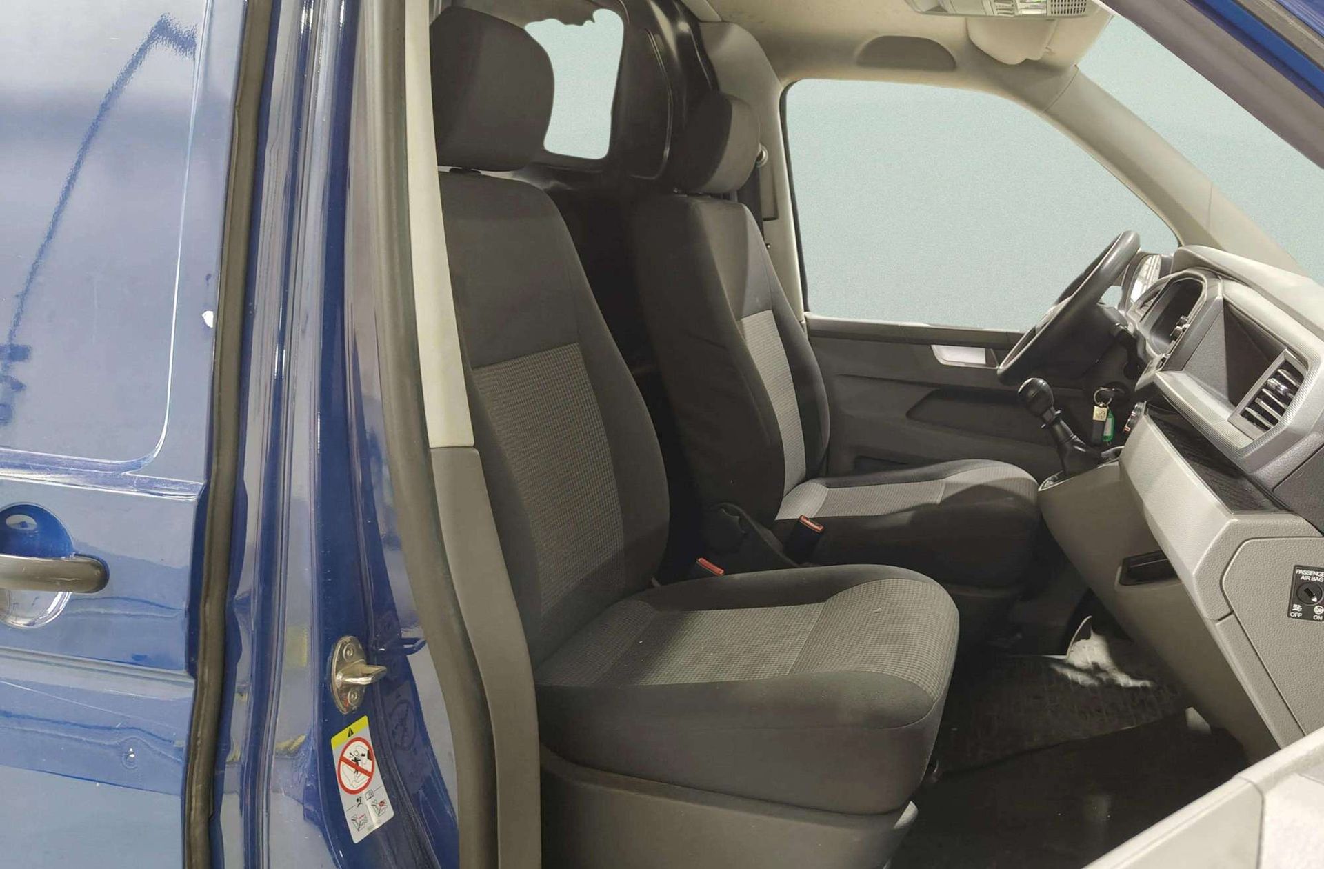 Volkswagen Transporter Furgon Batalla Corta TN 2.0 TDI - foto 11