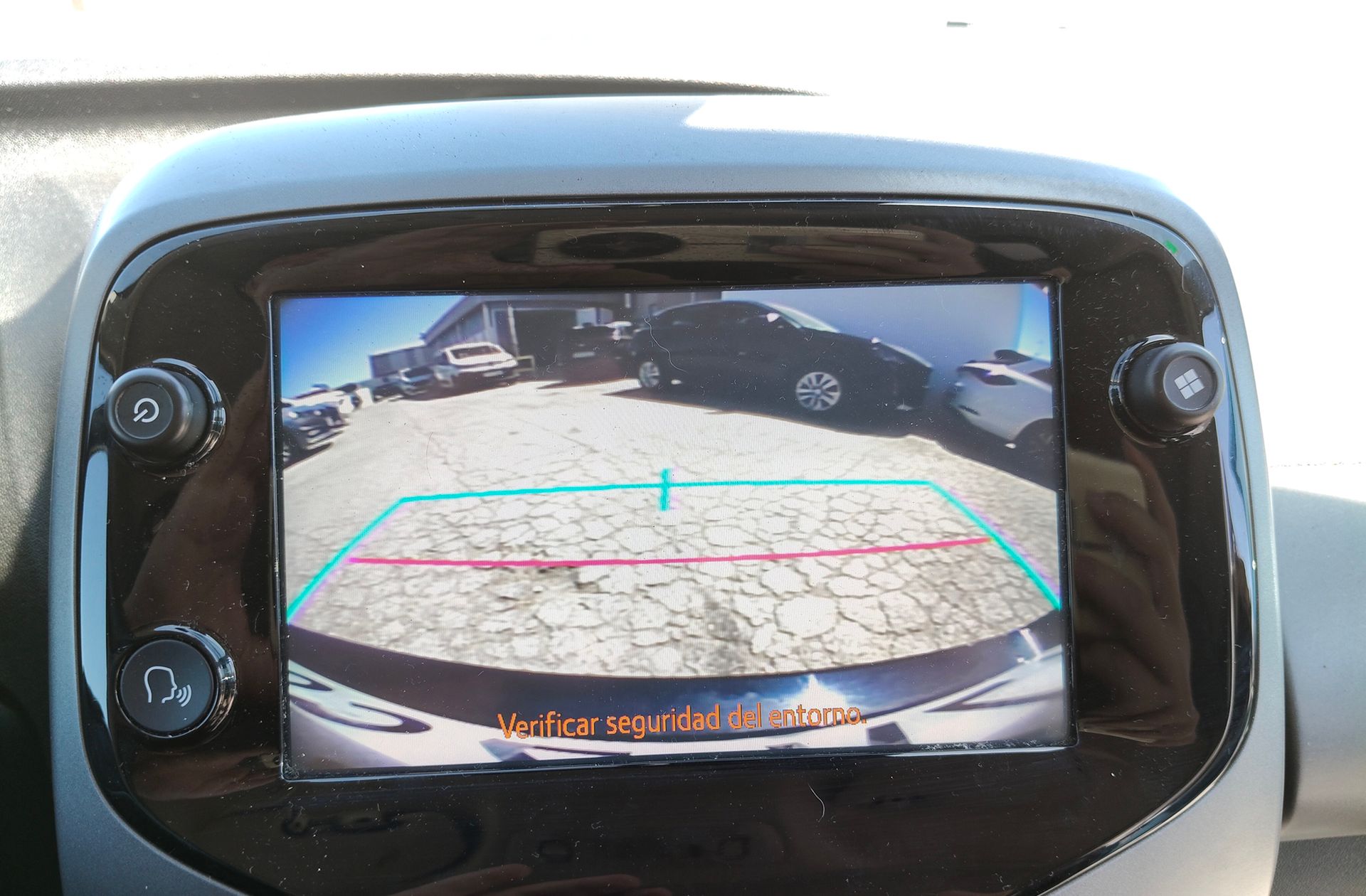 Toyota Aygo 70 x-wave - foto 9