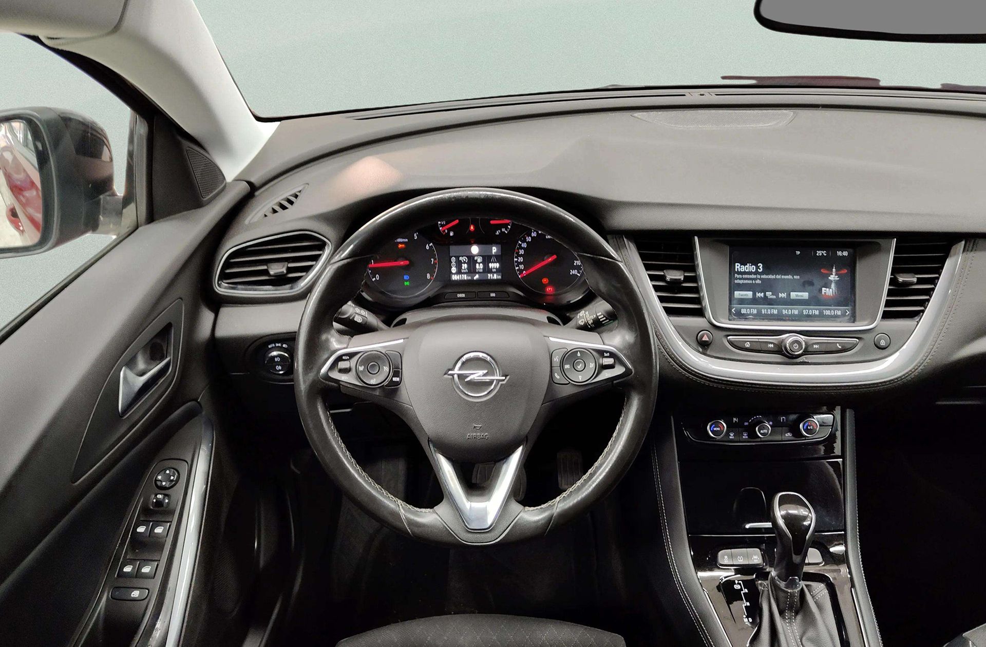 Opel Grandland 1.2 Turbo Design Line - foto 26