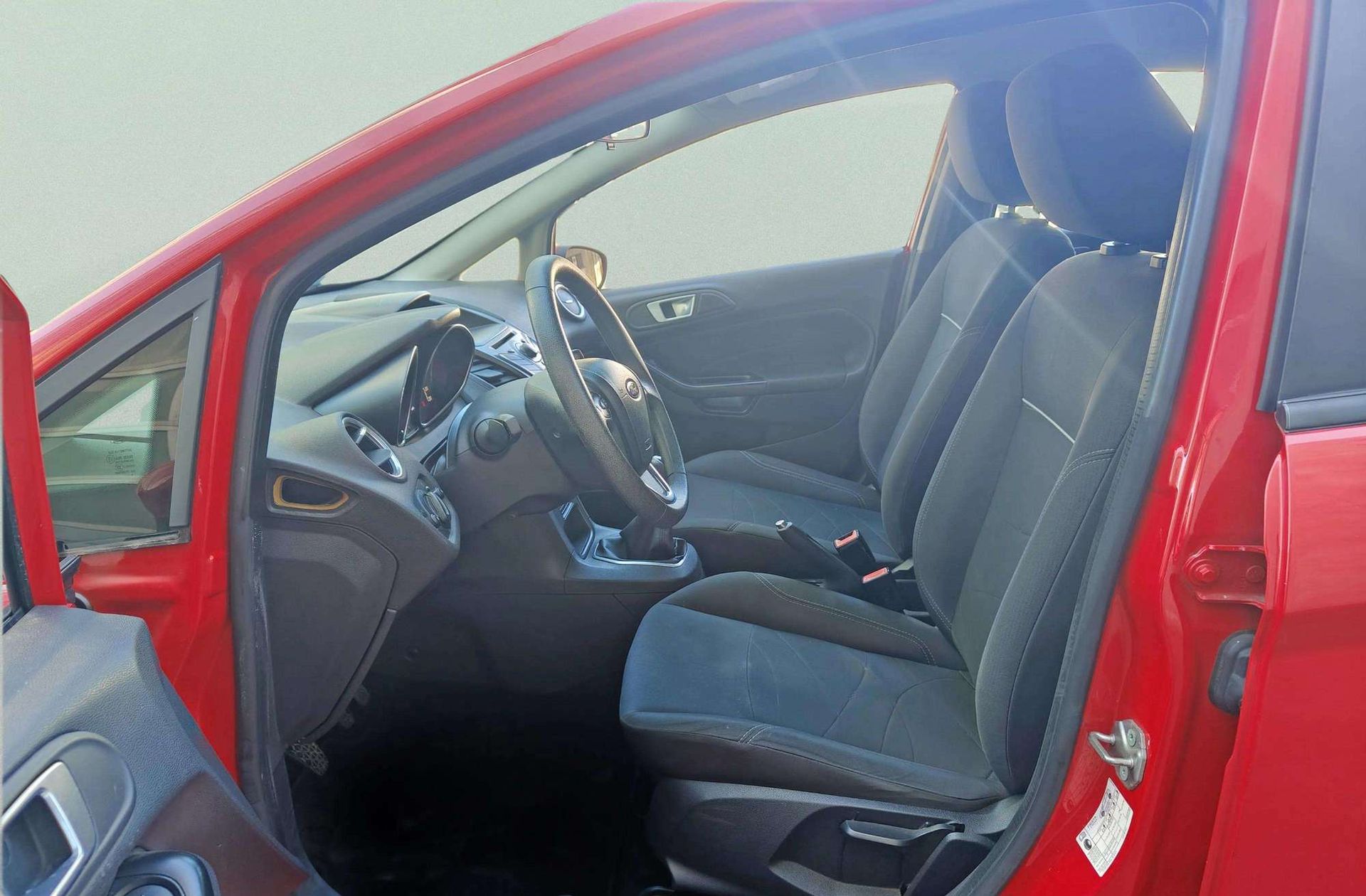 Ford Fiesta 1.0 EcoBoost Trend - foto 8