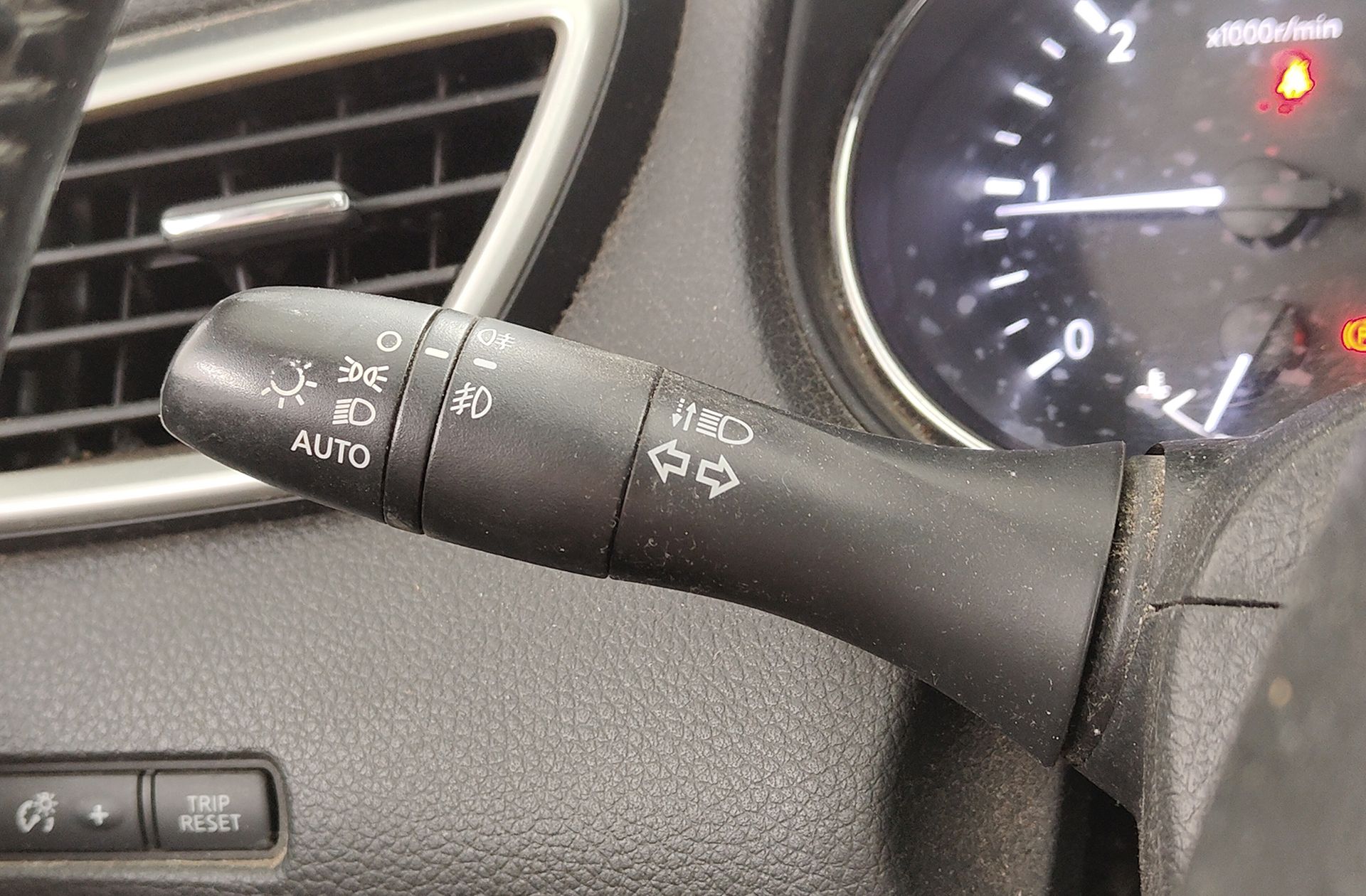 Nissan Qashqai dCi 110 N-Connecta 4x2 - foto 23
