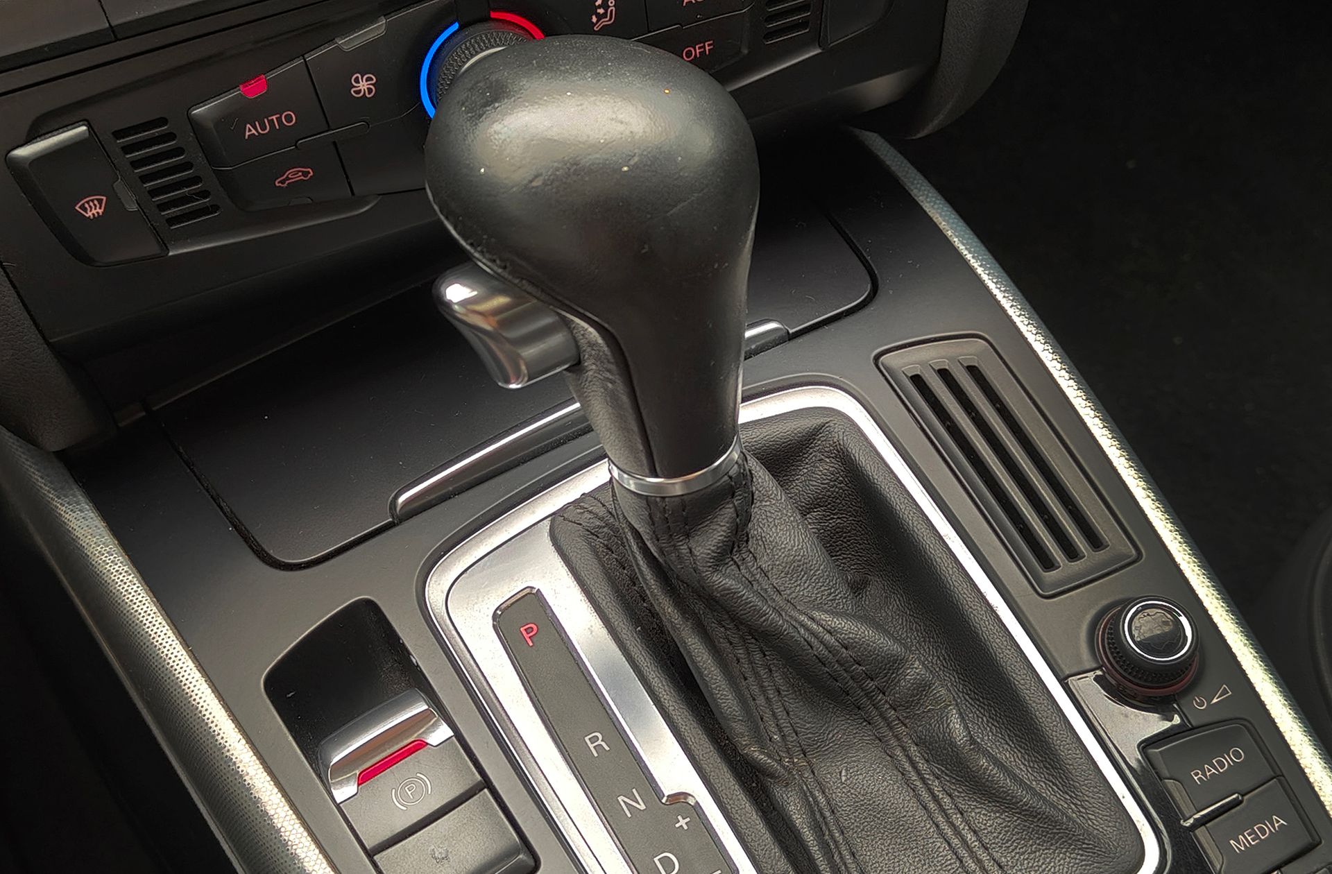 Audi A4 2.7 TDI DPF multitronic - foto 5