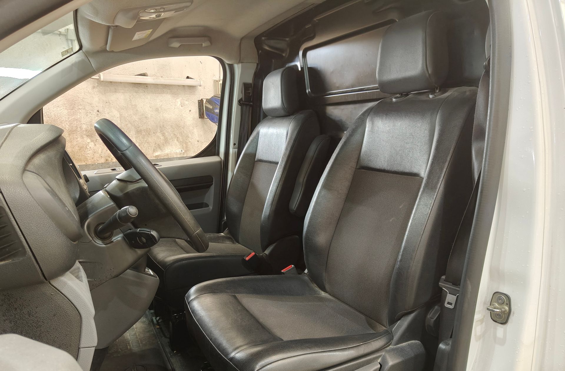 Opel Vivaro 1.5 Diesel M Standard Express - foto 8