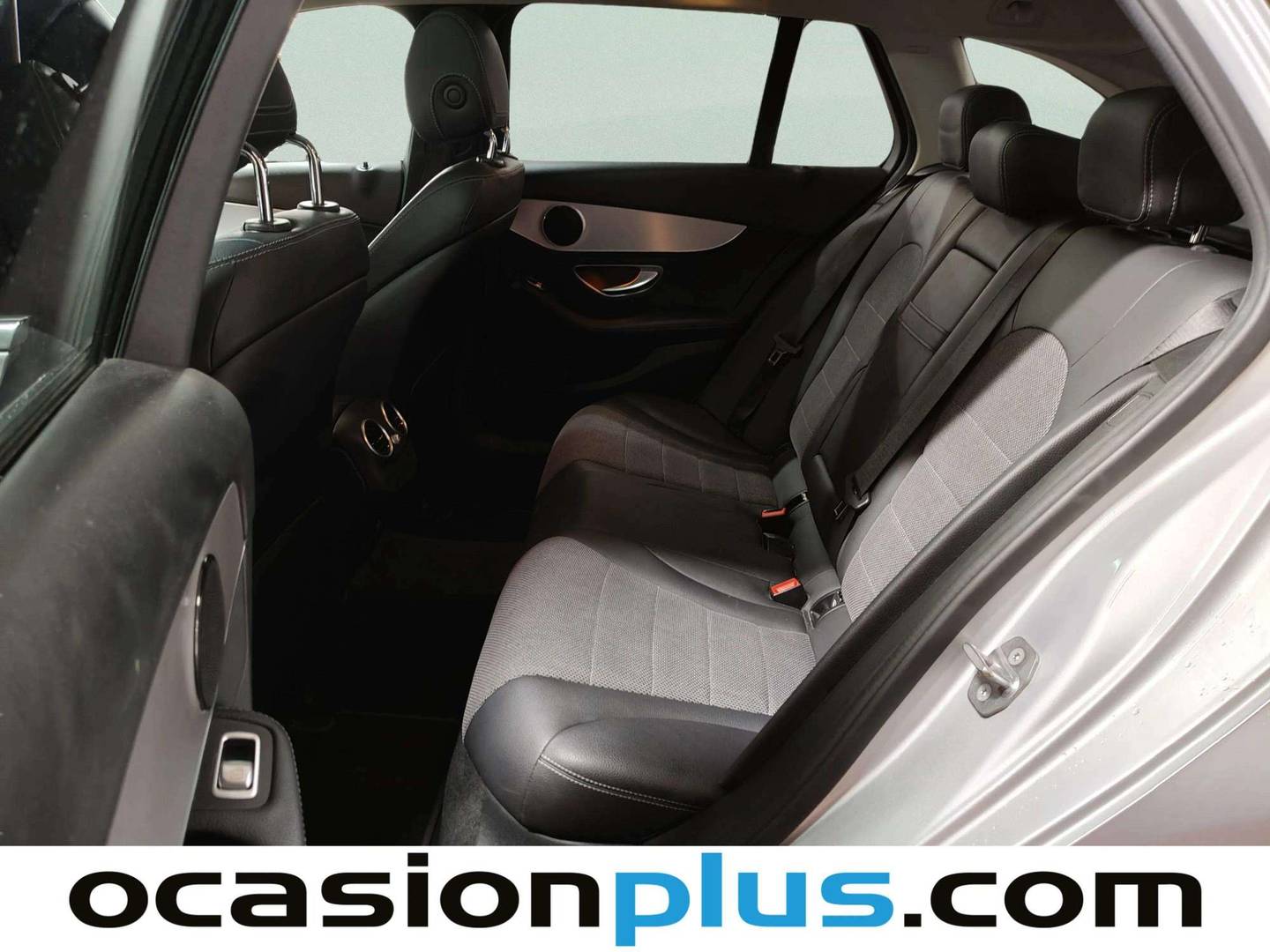 Foto asientos traseros Mercedes Clase C Mercedes Clase C Clase C Estate 220 d (194 CV) Pack AMG
