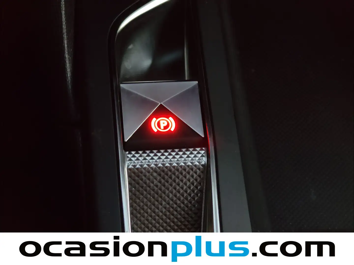 Foto DS DS 3 Crossback DS DS3 Crossback BlueHDi 100 So Chic (100 CV)