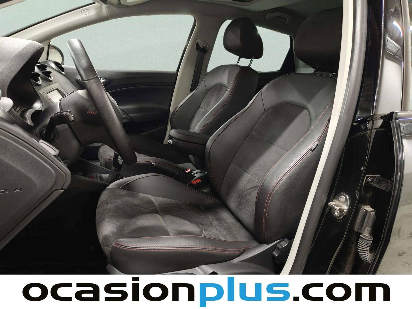 Foto asientos delanteros Seat Ibiza Seat Ibiza 1.4 EcoTSI S&S FR (150 CV)