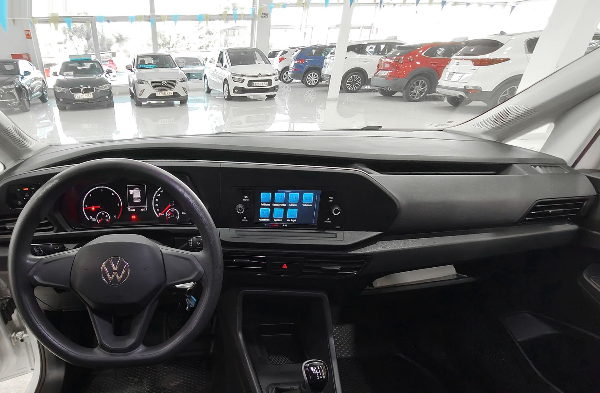 Volkswagen Caddy Cargo 2.0 TDI - foto 6