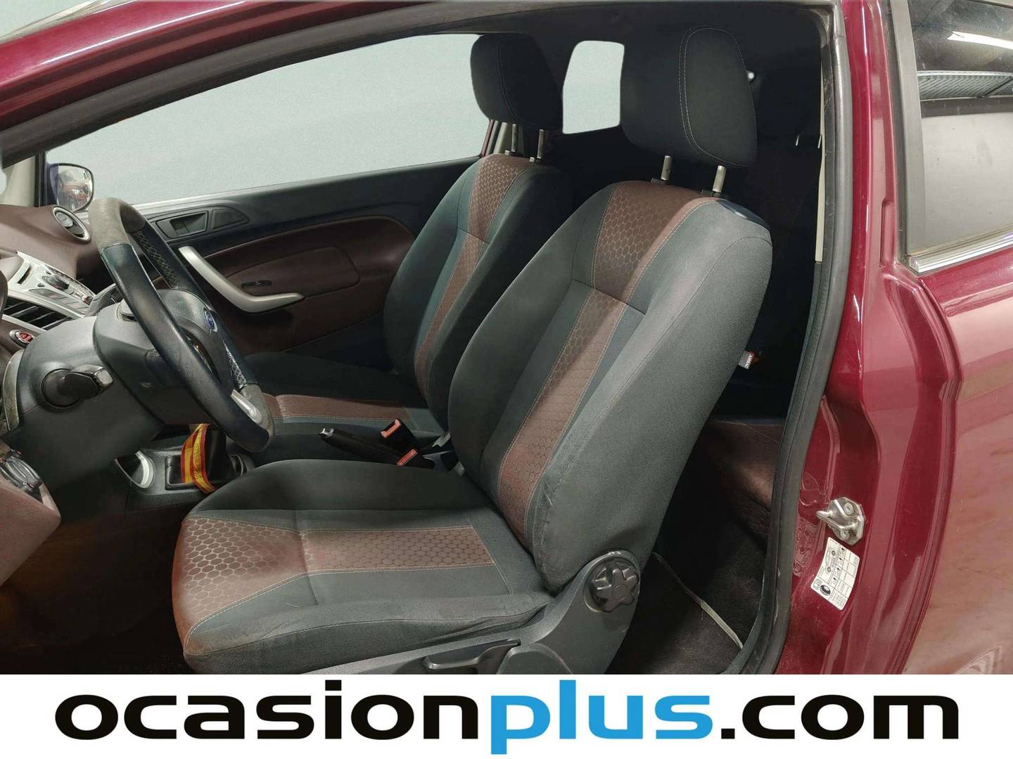 Foto asientos delanteros Ford Fiesta Ford Fiesta 1.4 Titanium (96 CV)